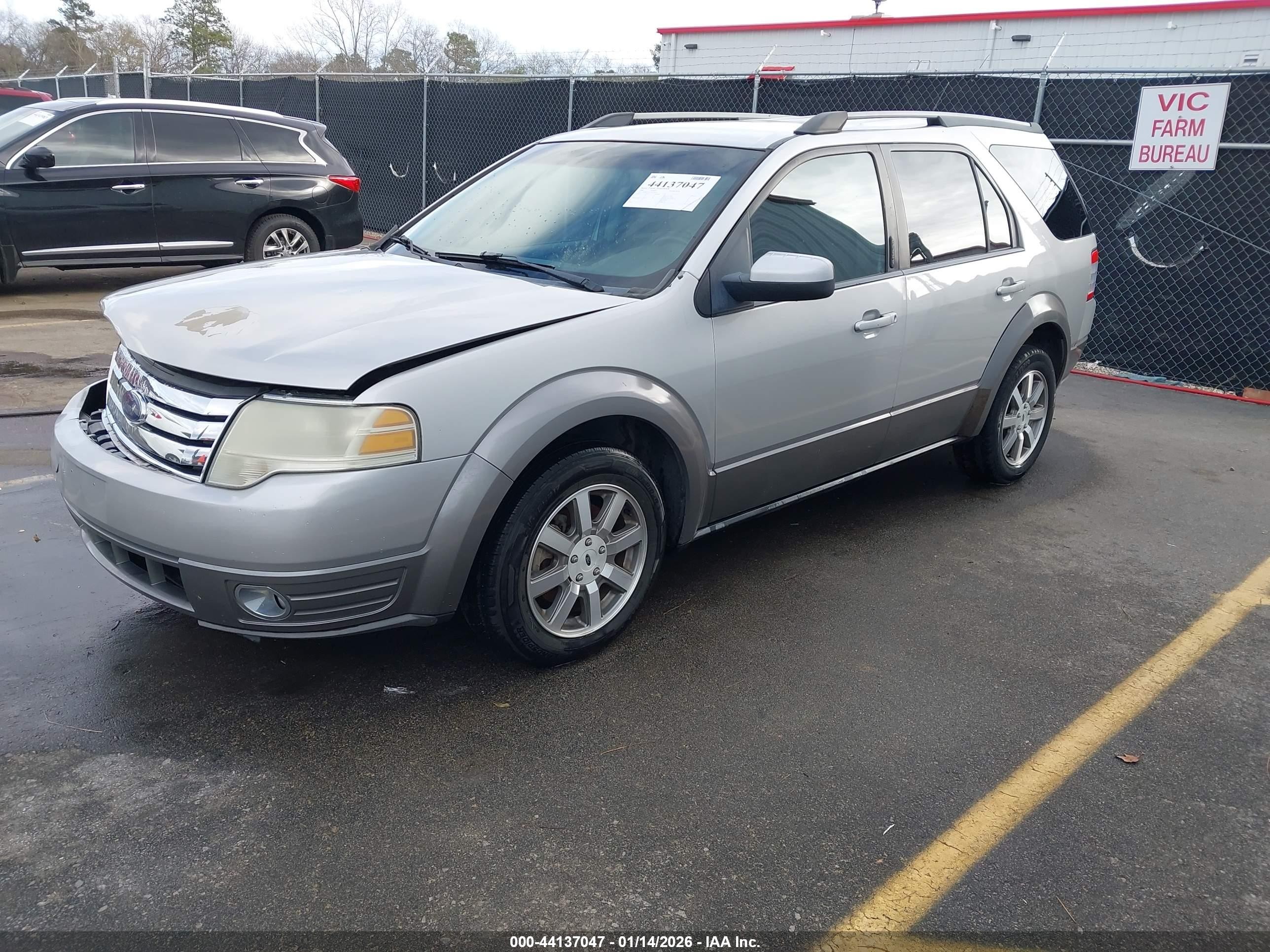 2009 Ford Taurus X Sel Silver vin: 1FMDK02W29GA04631