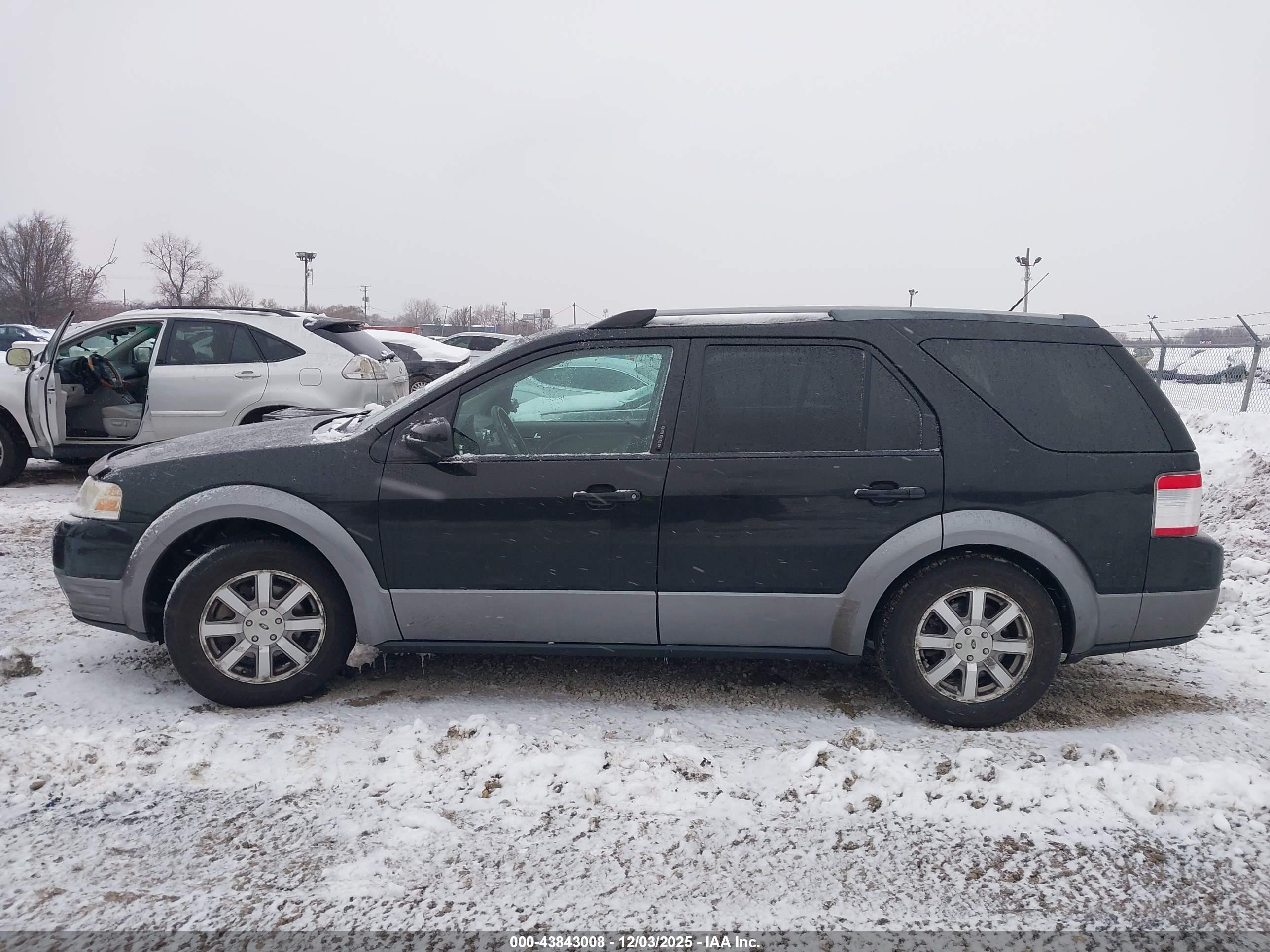 2009 Ford Taurus X Sel Black vin: 1FMDK02W49GA01438