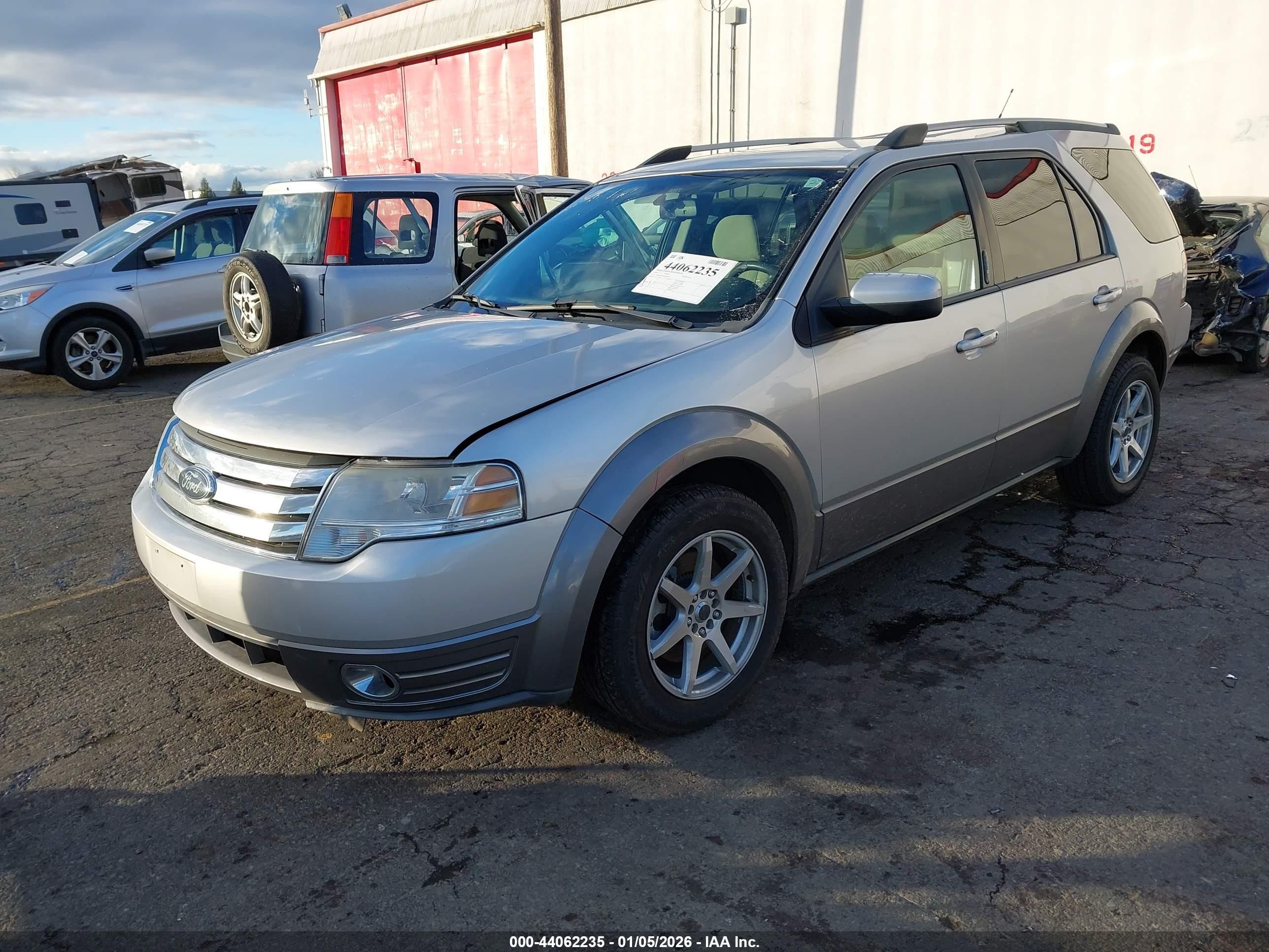 2009 Ford Taurus X Sel Silver vin: 1FMDK02W49GA06316