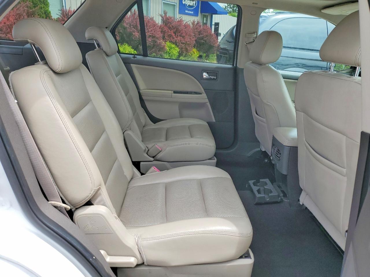 2008 Ford Taurus X Sel White vin: 1FMDK02W68GA04775