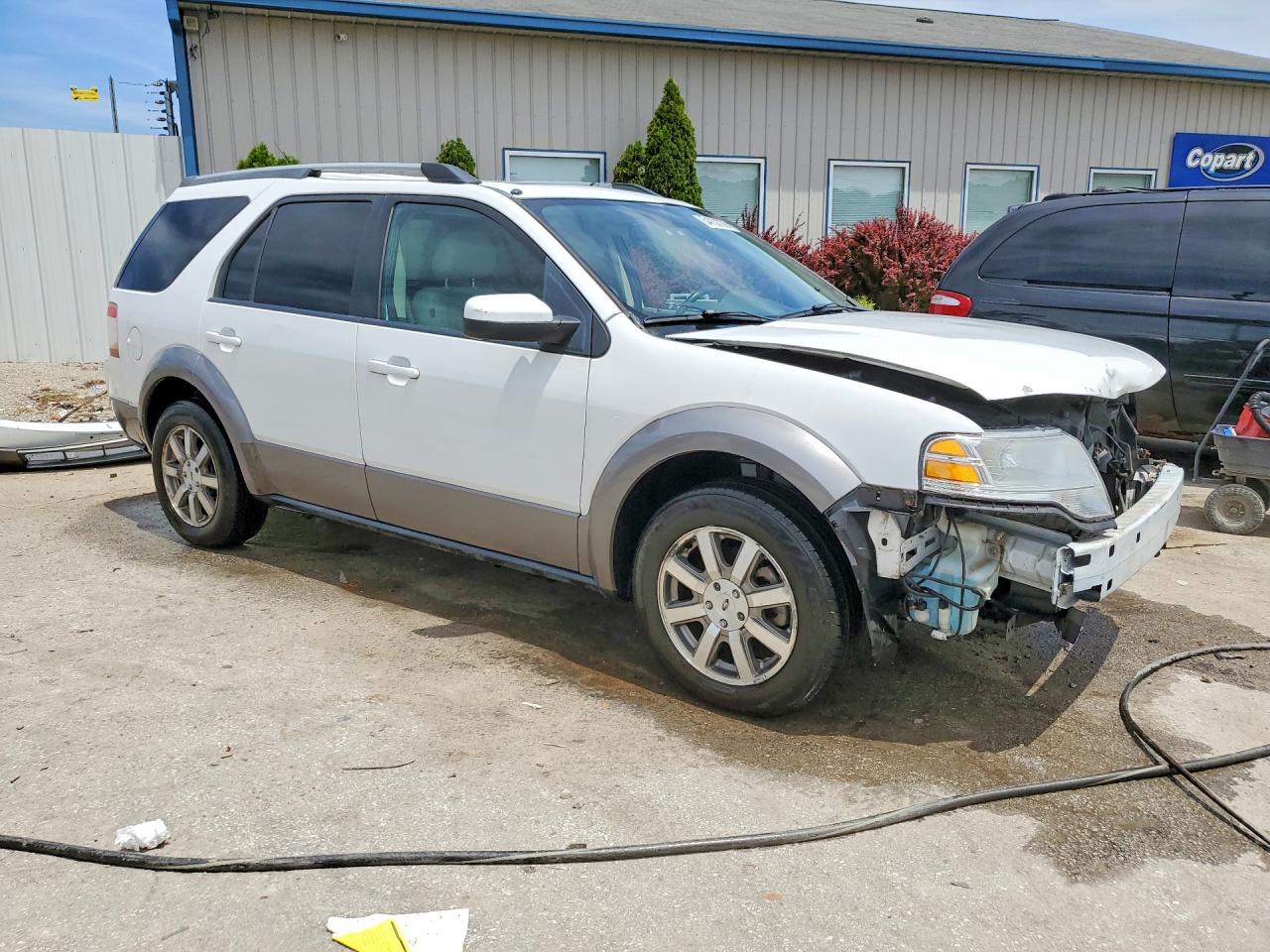 2008 Ford Taurus X Sel White vin: 1FMDK02W68GA04775
