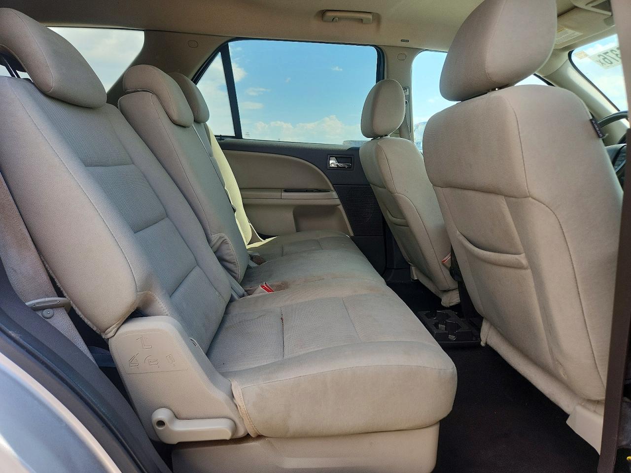 2009 Ford Taurus X Sel Gray vin: 1FMDK02W69GA04132