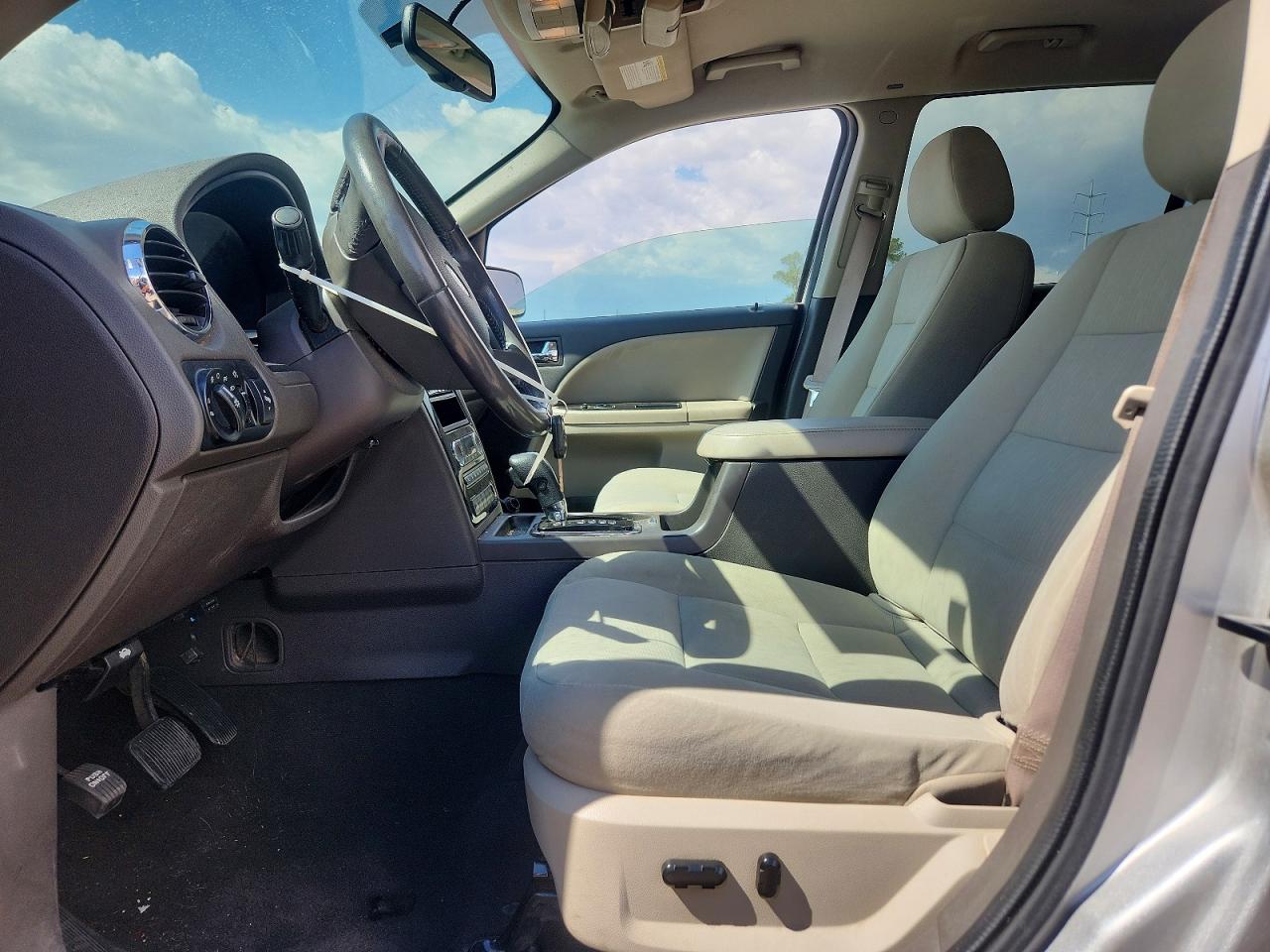 2009 Ford Taurus X Sel Gray vin: 1FMDK02W69GA04132