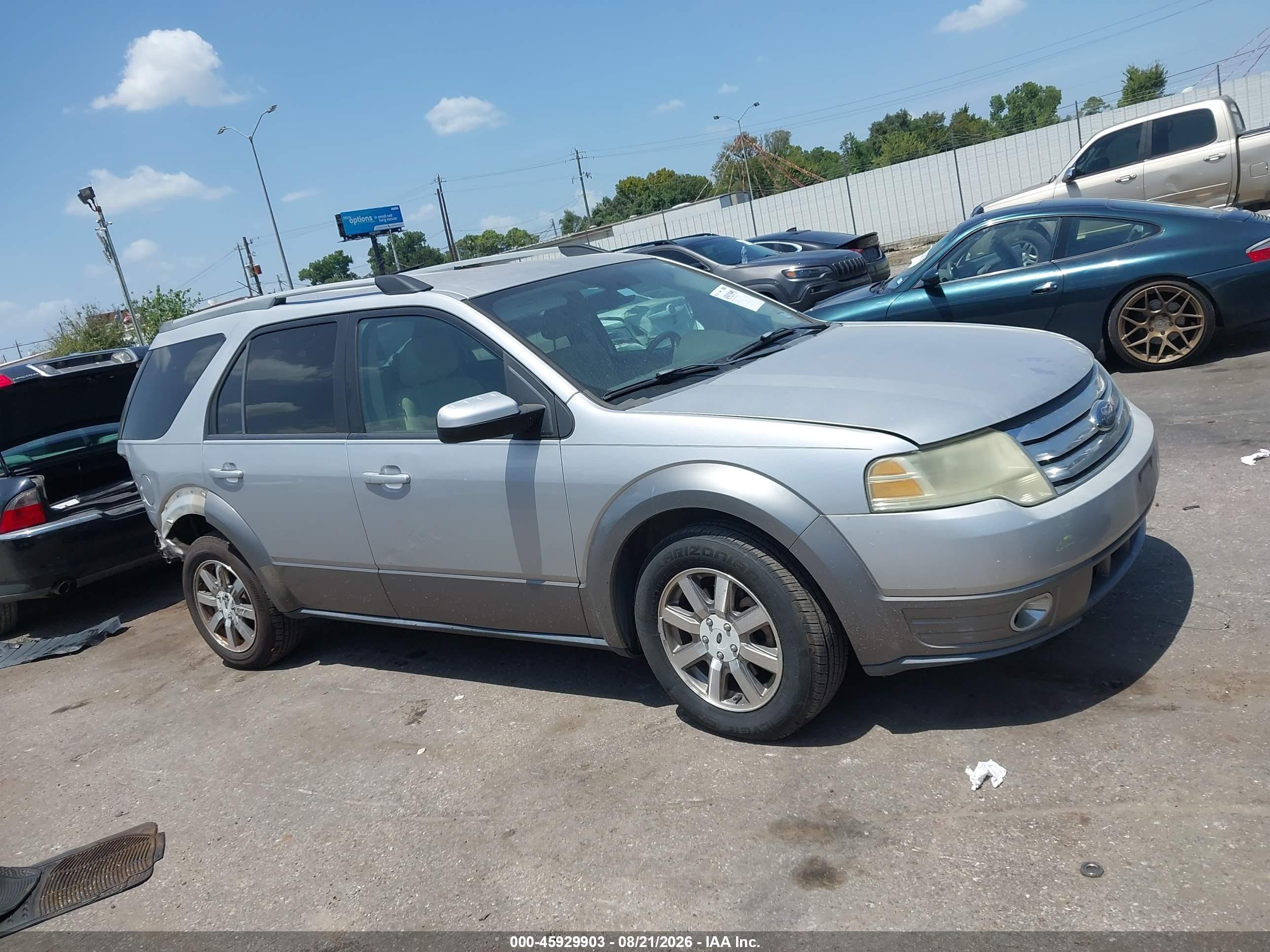 2009 Ford Taurus X Sel Silver vin: 1FMDK02W69GA05538