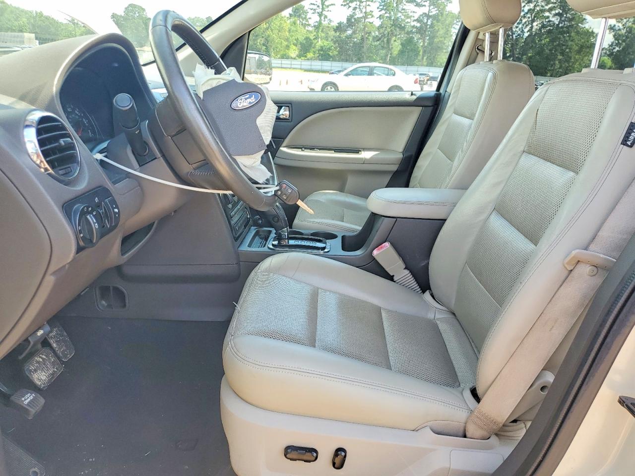 2008 Ford Taurus X Sel Бежевый vin: 1FMDK02W88GA21755