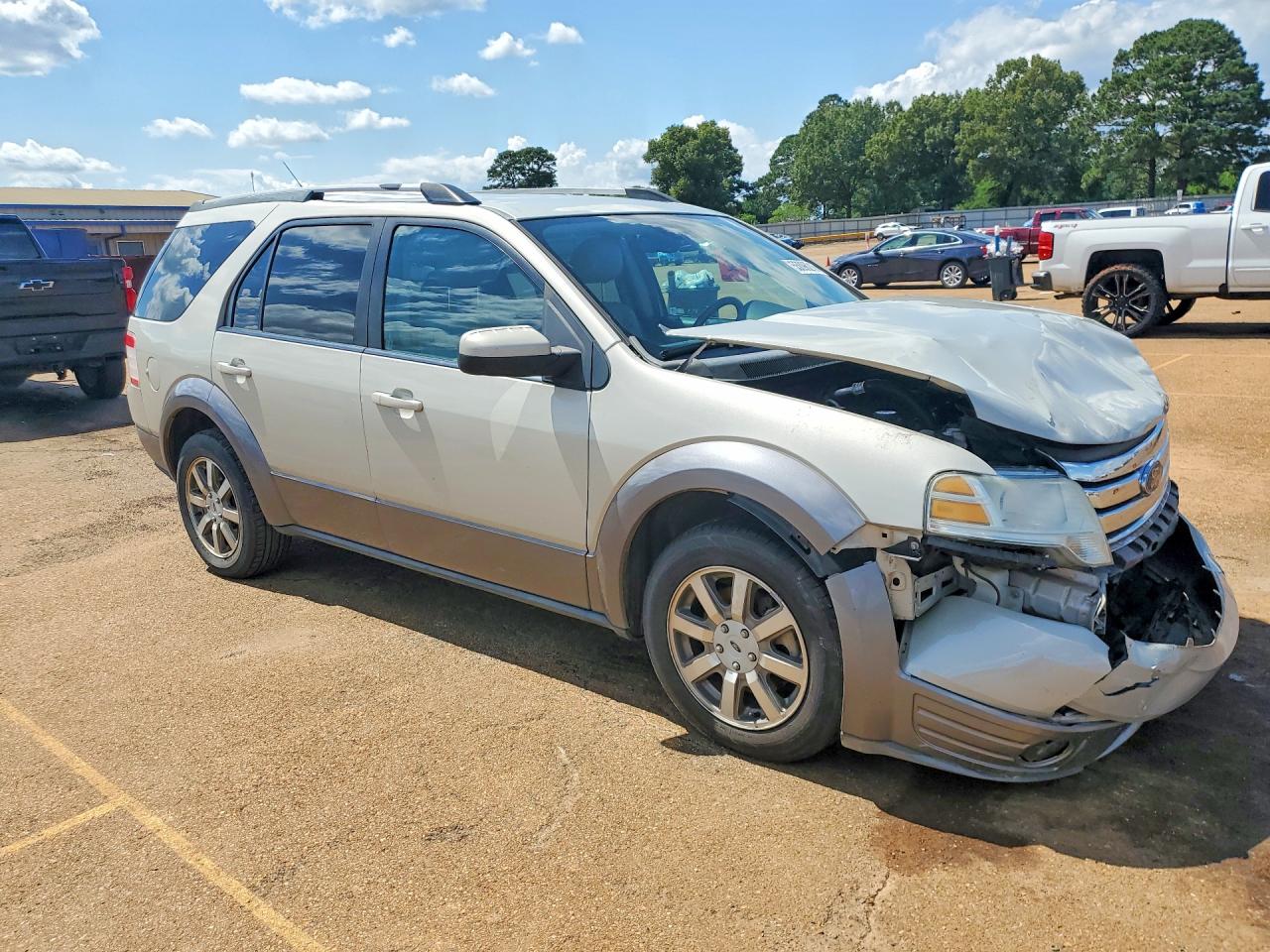 2008 Ford Taurus X Sel Бежевый vin: 1FMDK02W88GA21755