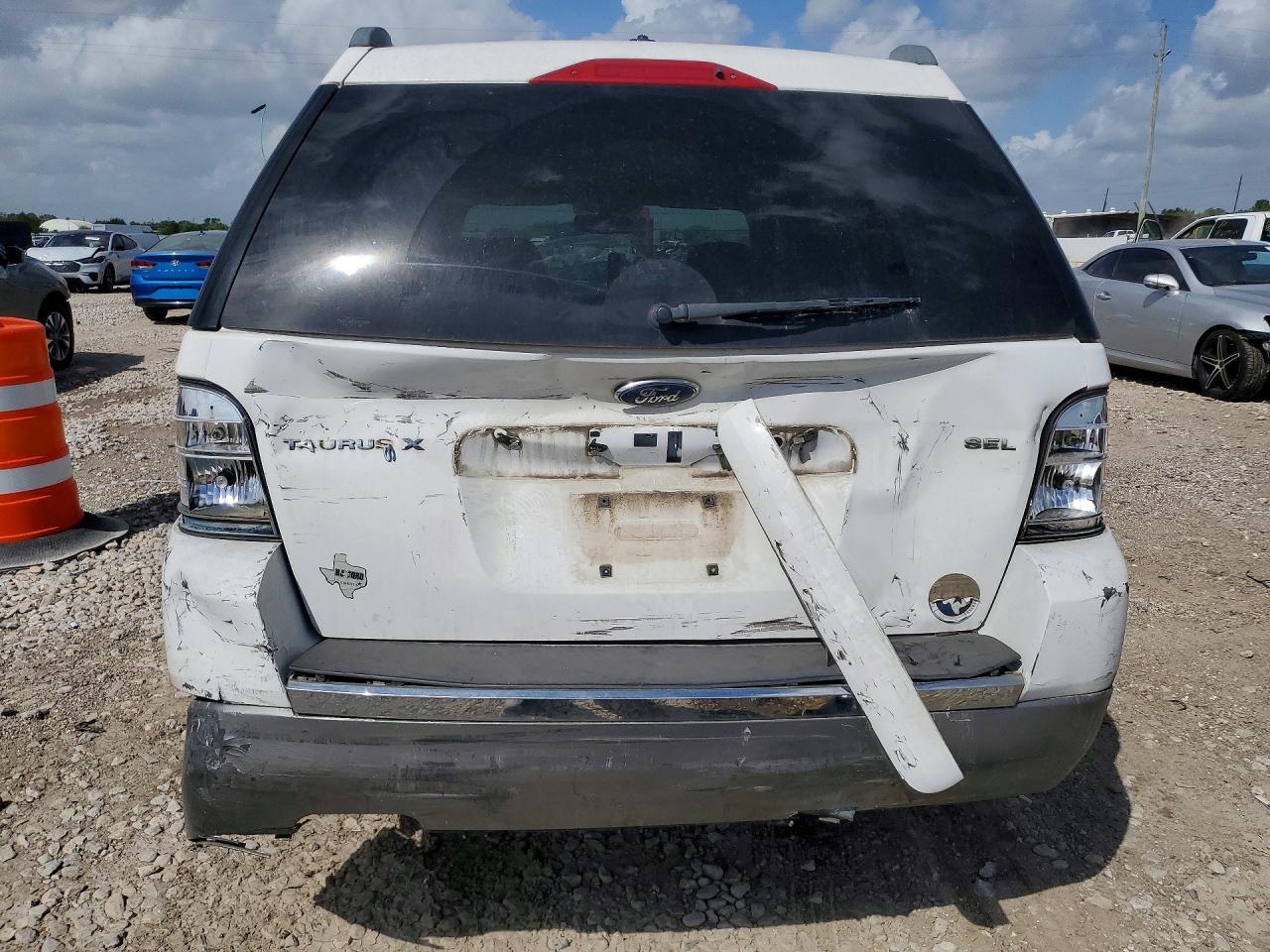 2008 Ford Taurus X Sel Silver vin: 1FMDK02W88GA25742