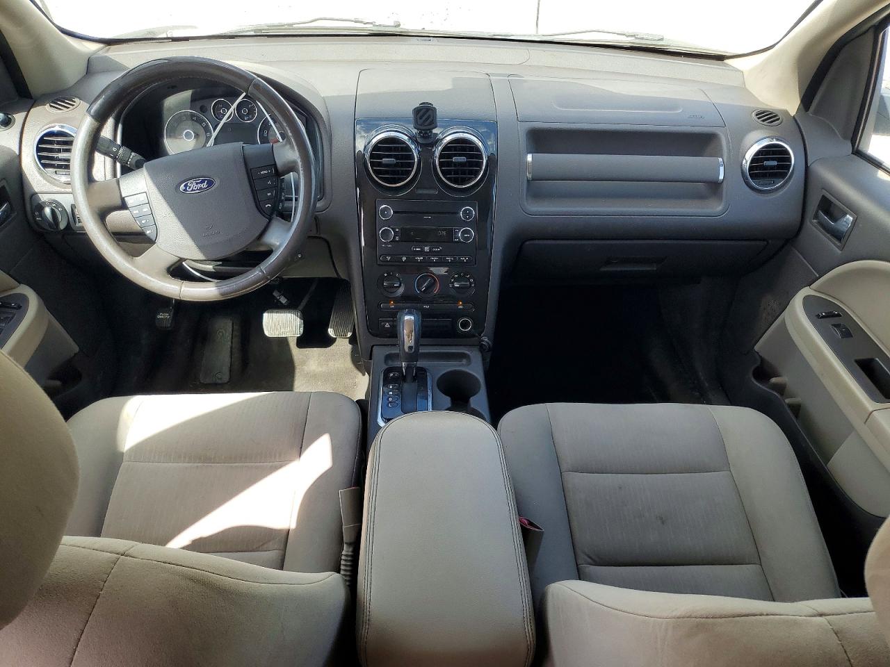 2008 Ford Taurus X Sel Silver vin: 1FMDK02W88GA25742