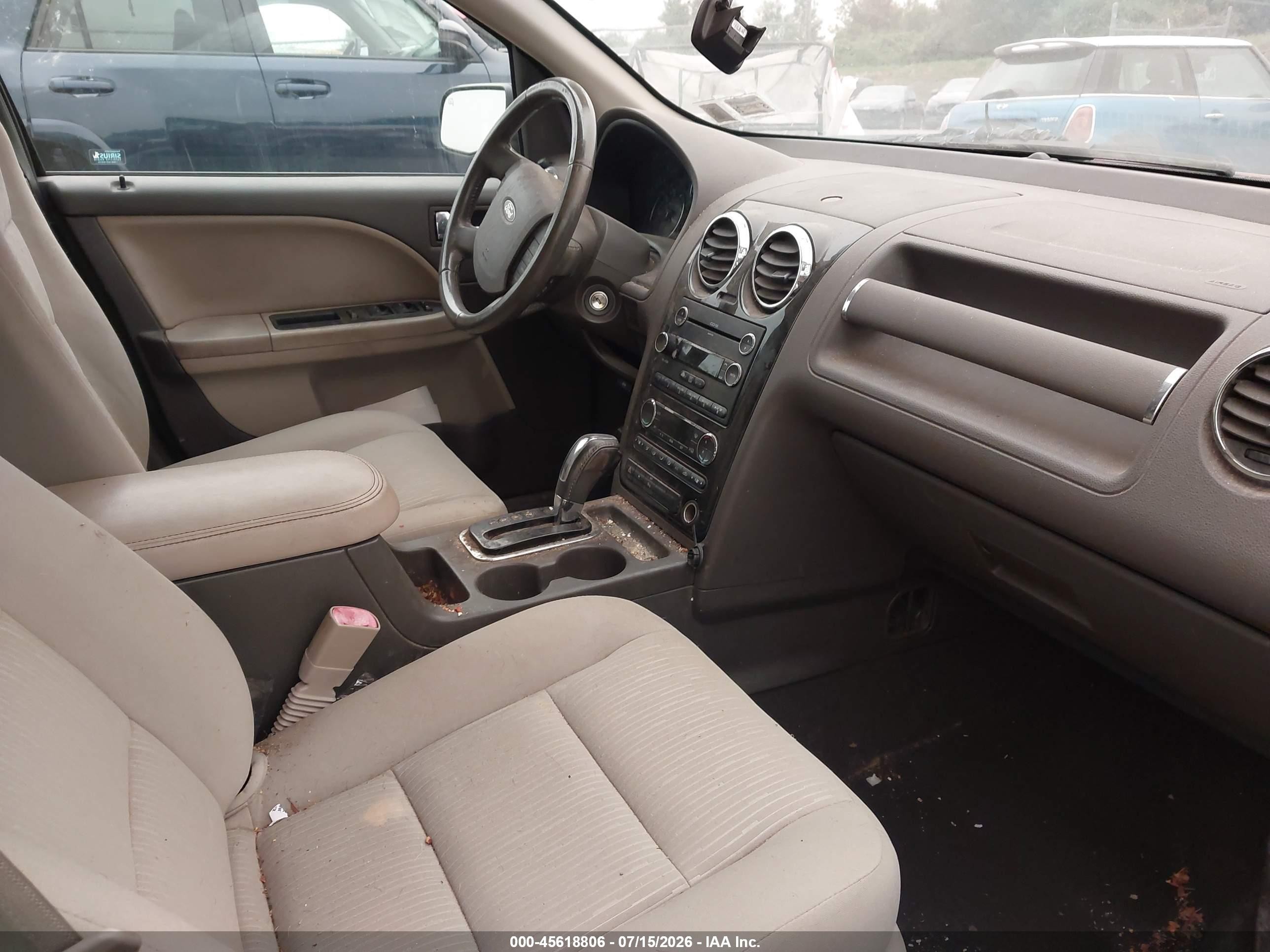 2008 Ford Taurus X Sel Red vin: 1FMDK02WX8GA14516