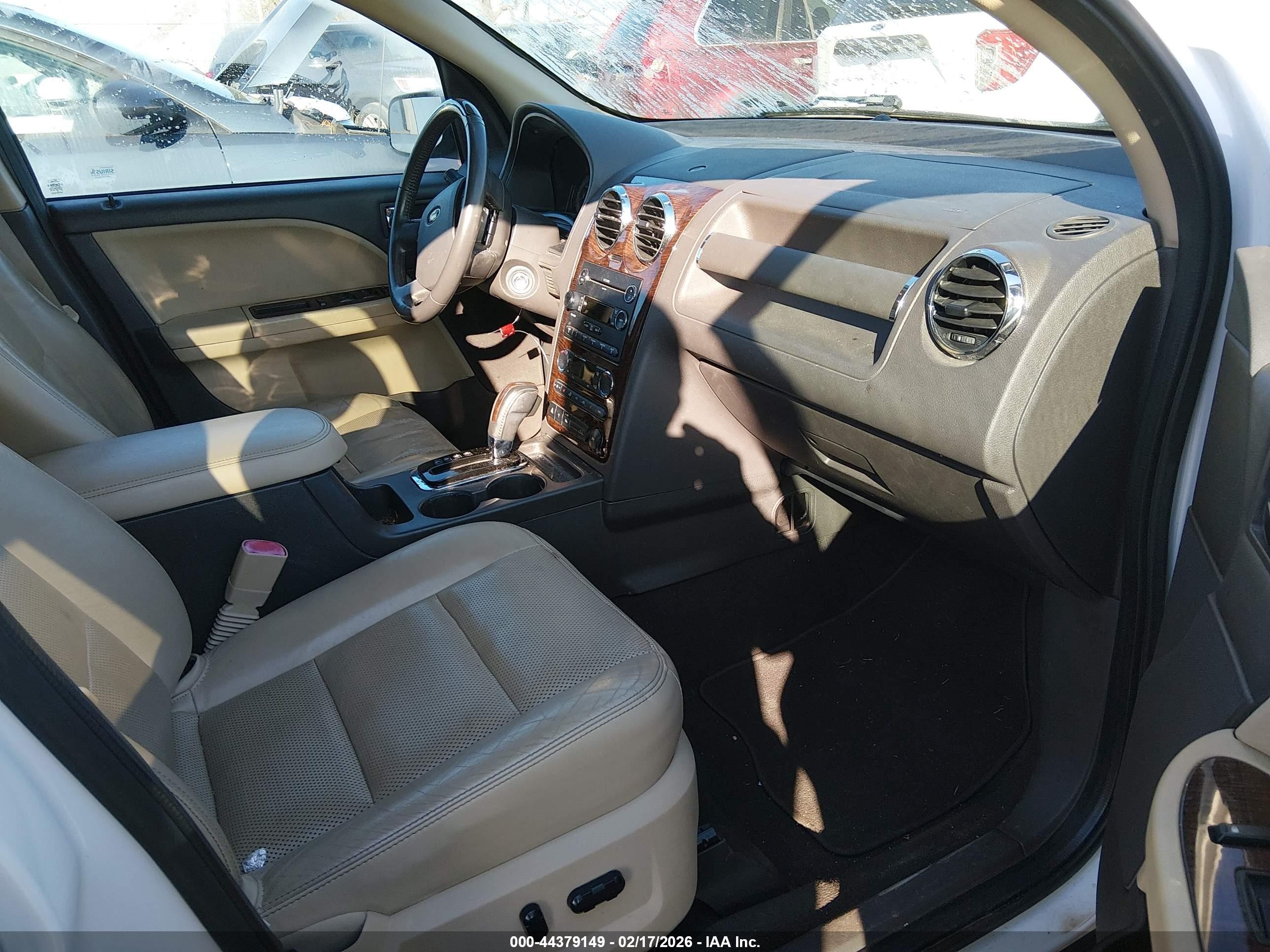 2008 Ford Taurus X Limited White vin: 1FMDK03W18GA00647