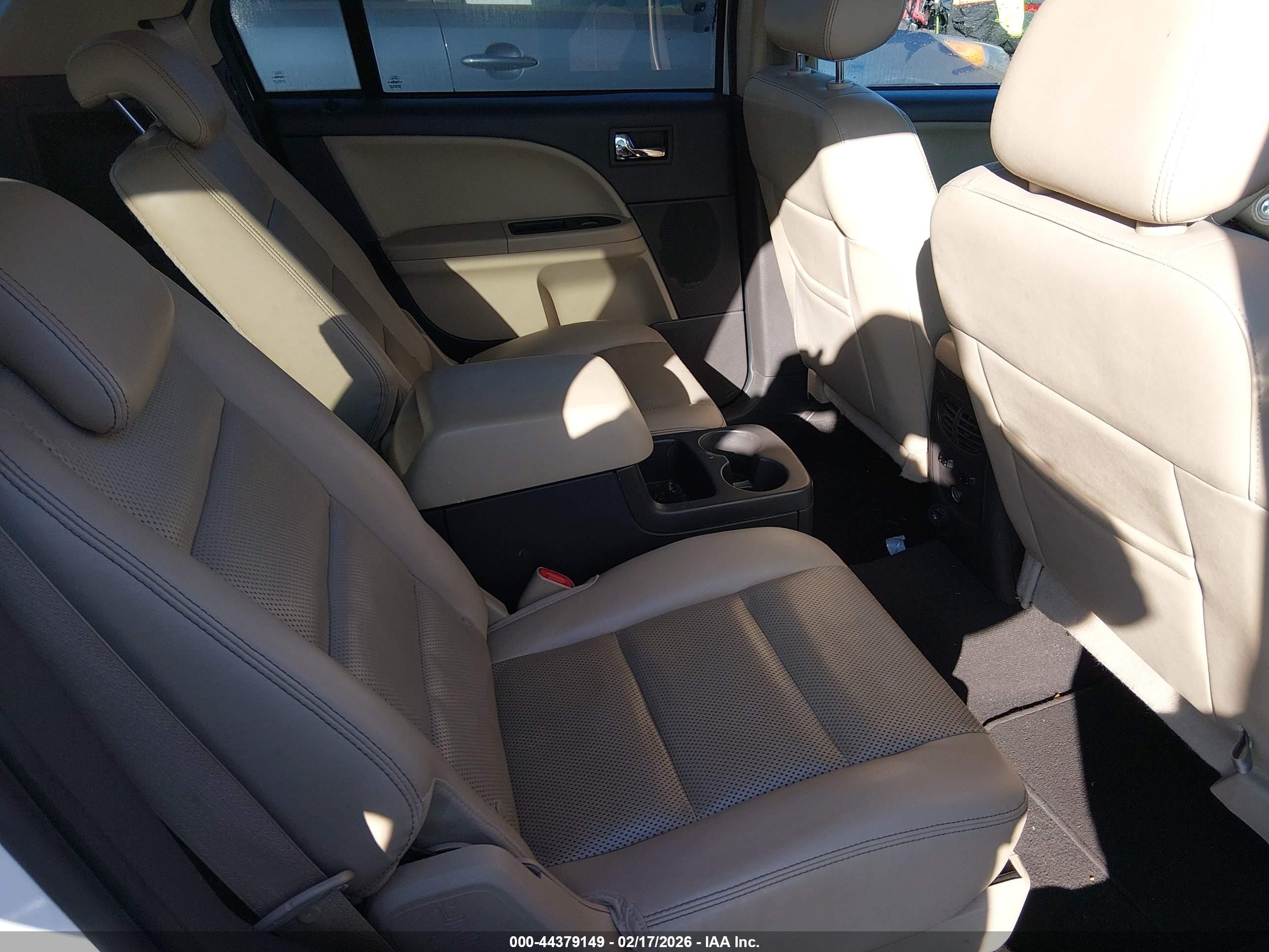 2008 Ford Taurus X Limited White vin: 1FMDK03W18GA00647