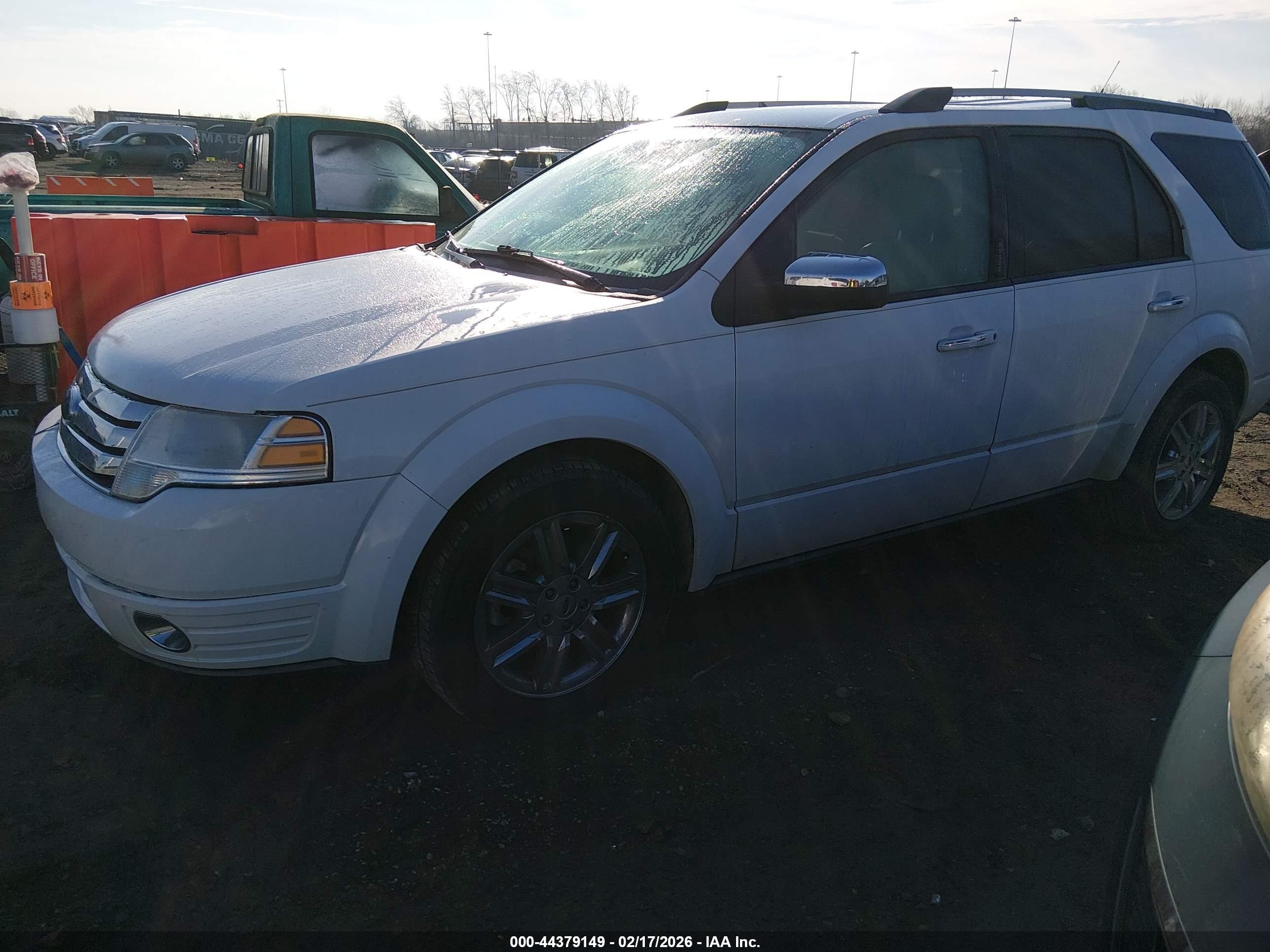2008 Ford Taurus X Limited White vin: 1FMDK03W18GA00647