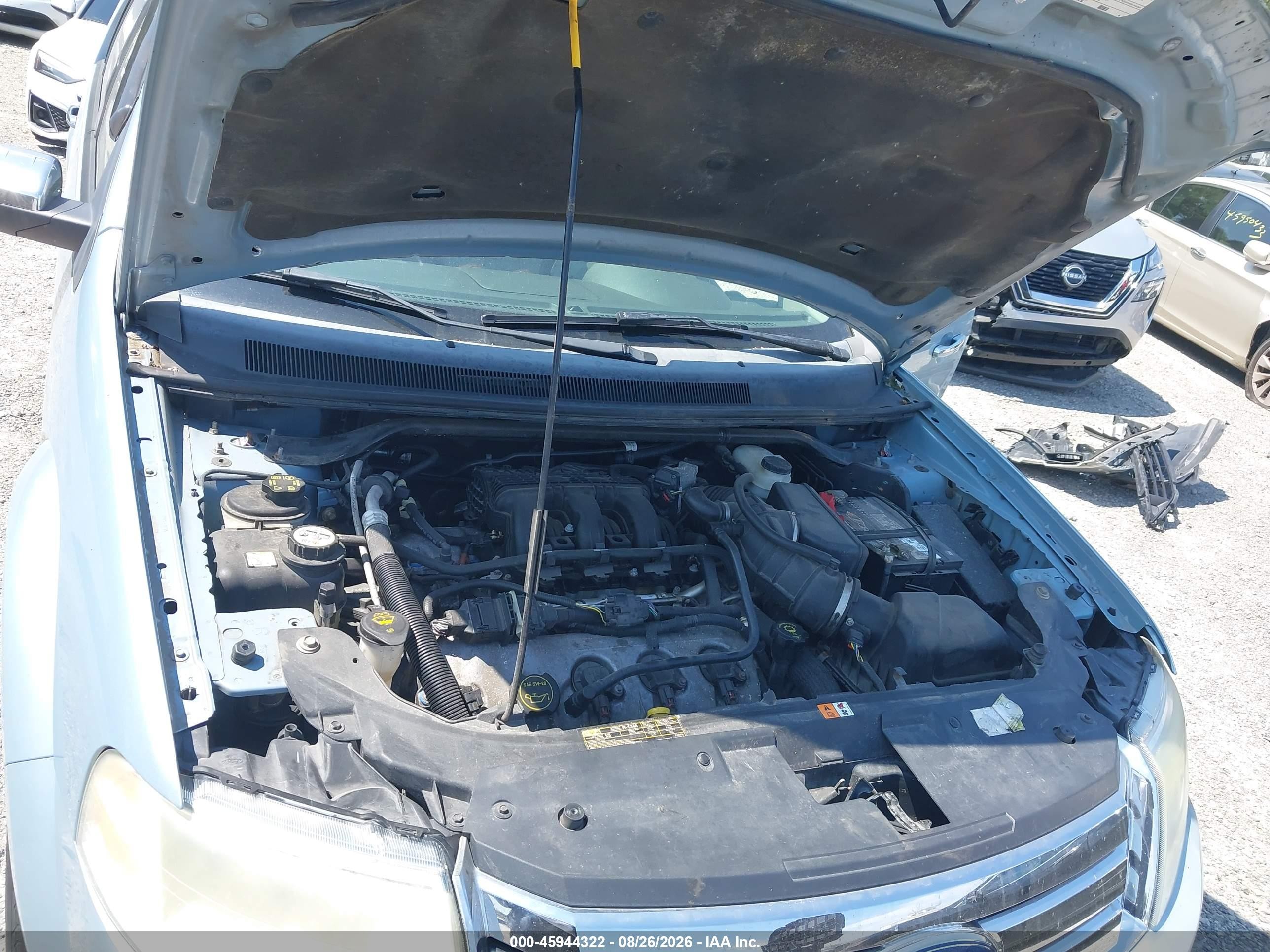 2008 Ford Taurus X Limited Silver vin: 1FMDK03W98GA12822