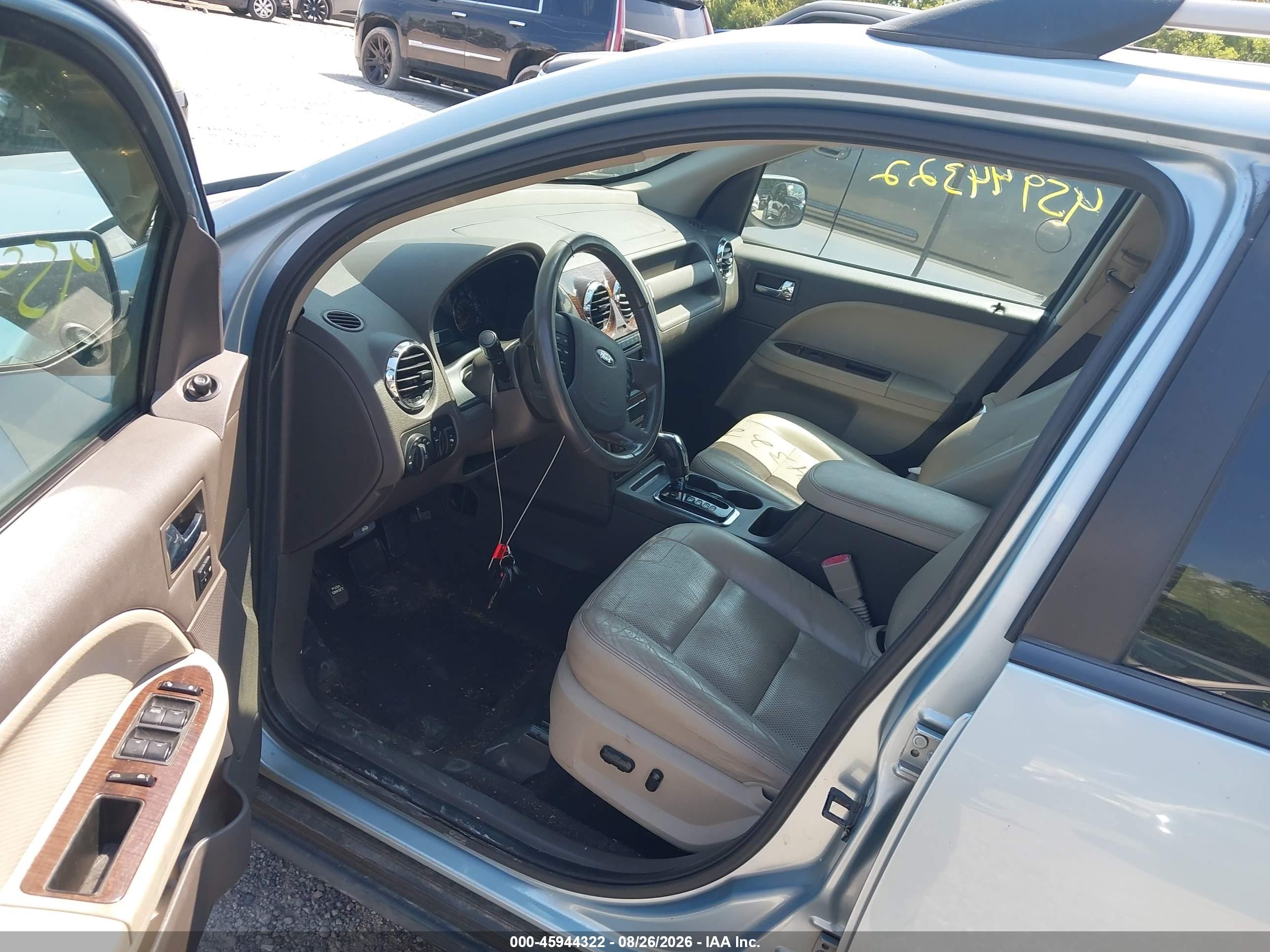 2008 Ford Taurus X Limited Silver vin: 1FMDK03W98GA12822