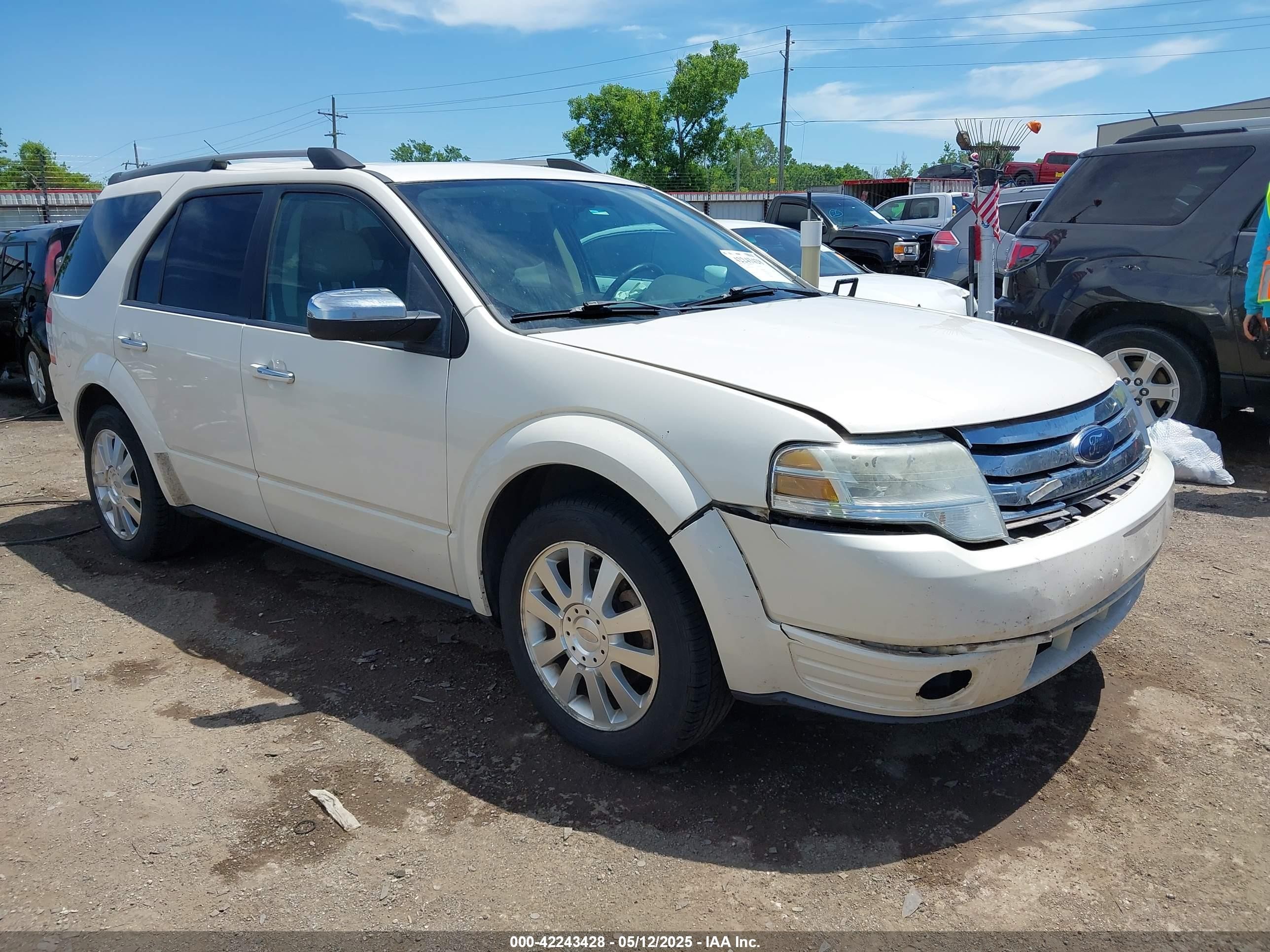 2009 Ford Taurus X Limited White vin: 1FMDK03W99GA03698