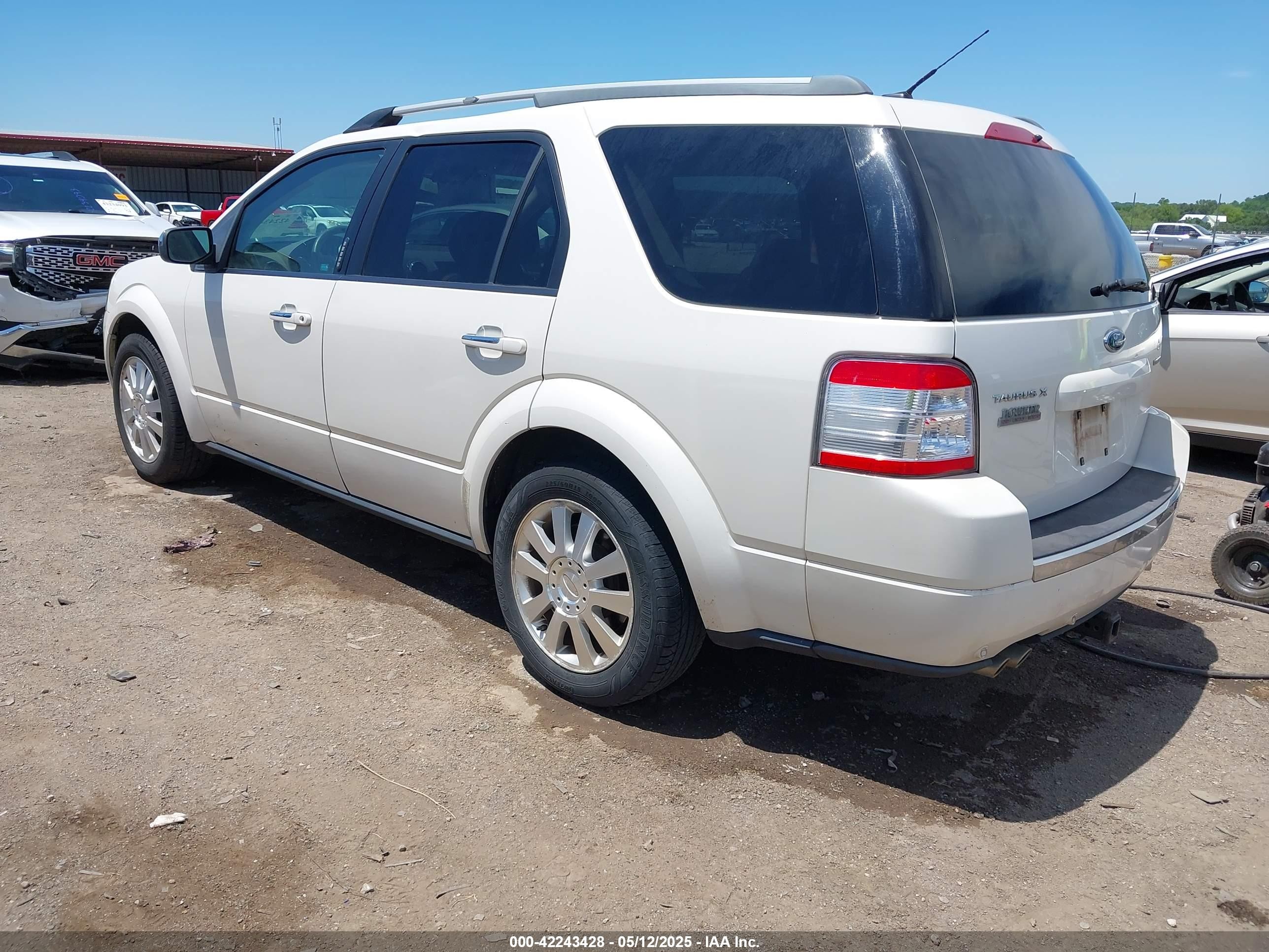 2009 Ford Taurus X Limited White vin: 1FMDK03W99GA03698