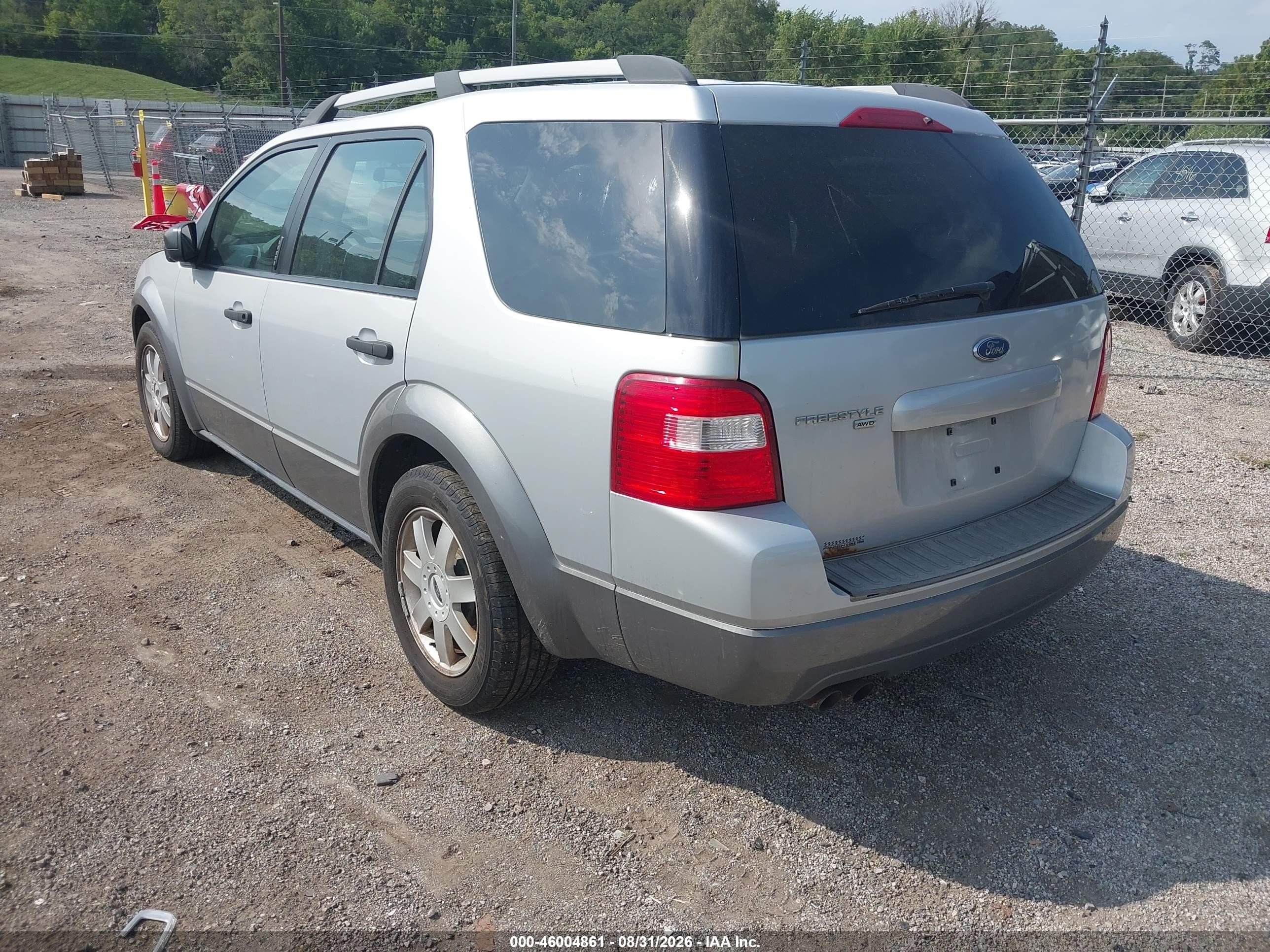 2005 Ford Freestyle Se Silver vin: 1FMDK04145GA19904