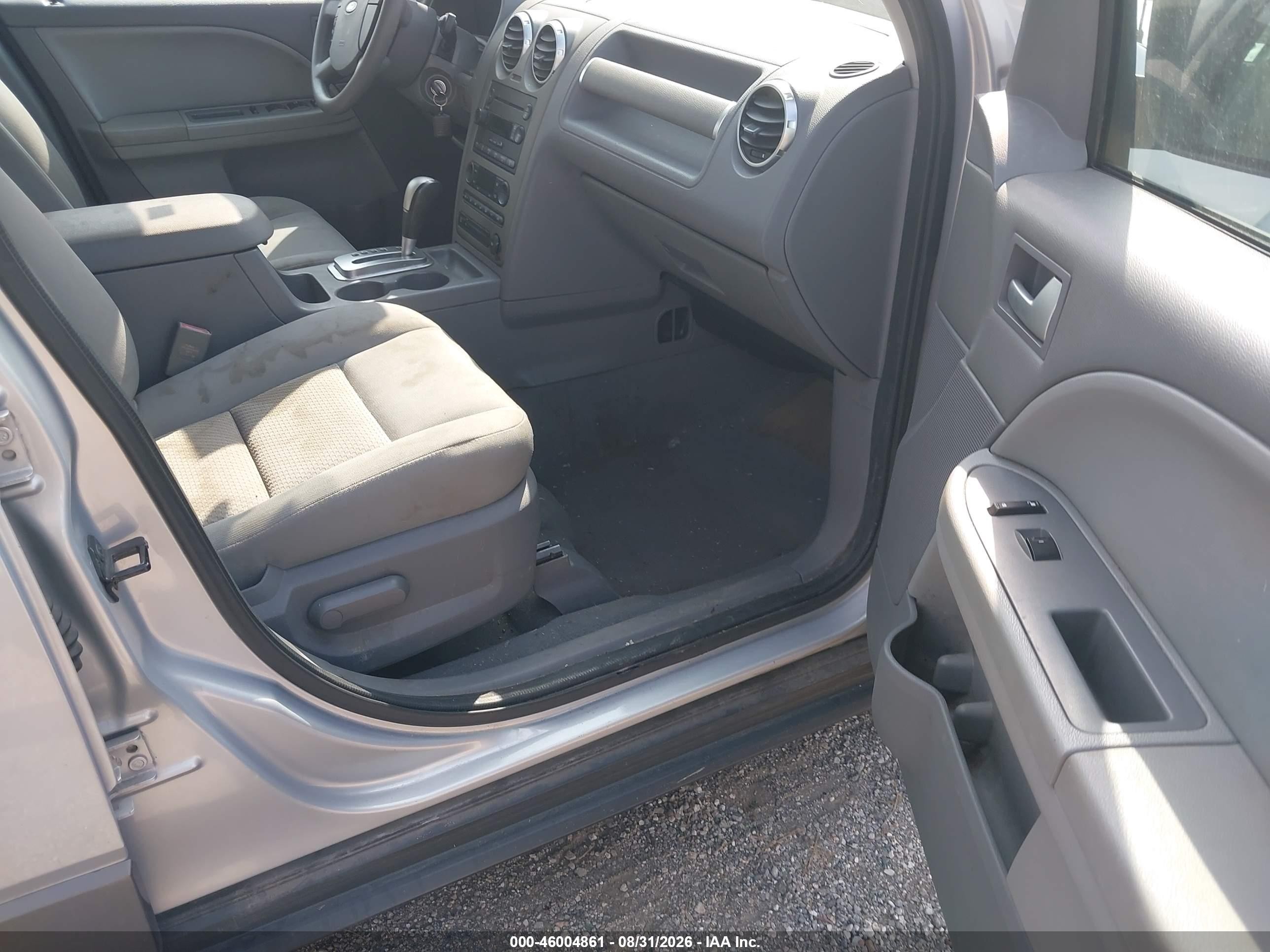 2005 Ford Freestyle Se Silver vin: 1FMDK04145GA19904