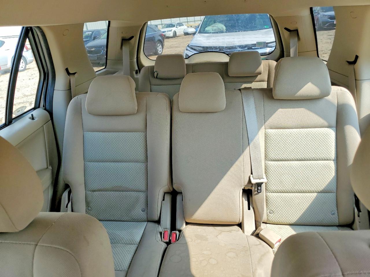 2005 Ford Freestyle Se Tan vin: 1FMDK04175GA51729
