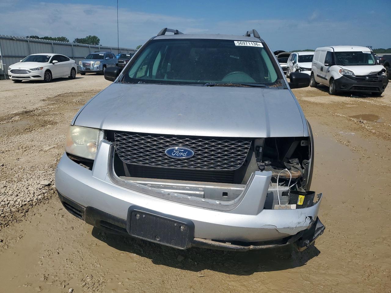 2005 Ford Freestyle Se Серебряный vin: 1FMDK04185GA58172