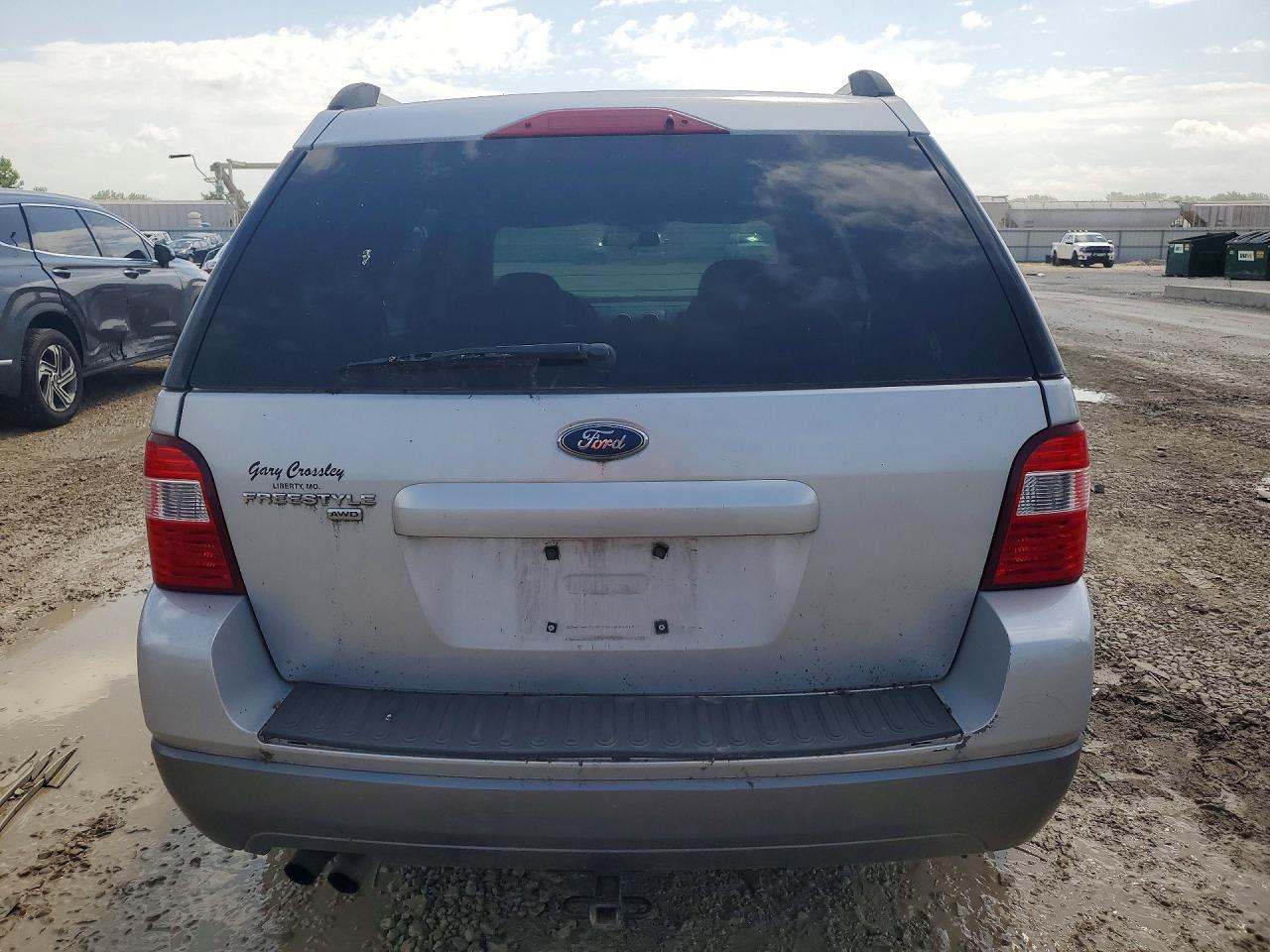 2005 Ford Freestyle Se Серебряный vin: 1FMDK04185GA58172