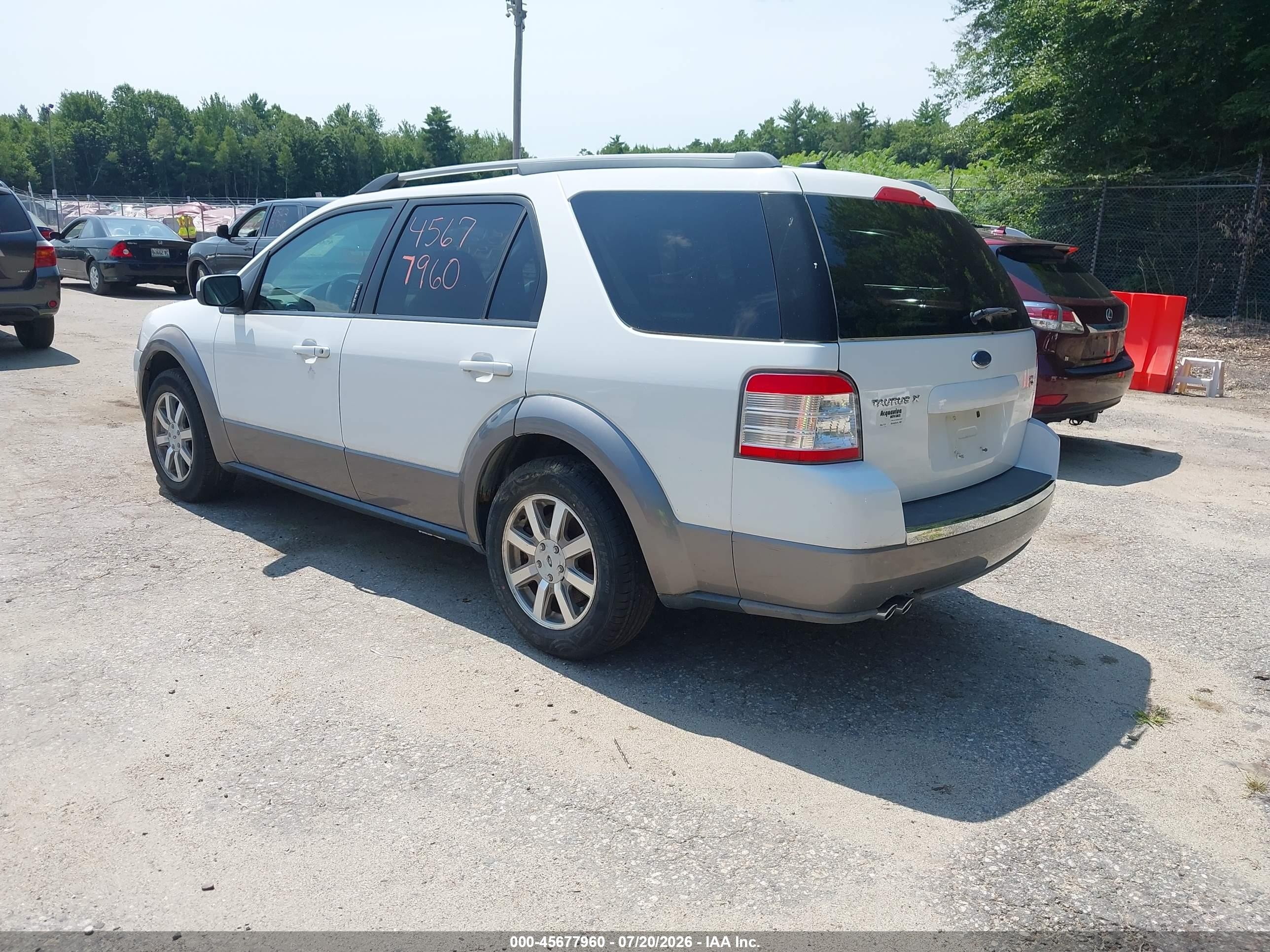 2008 Ford Taurus X Sel Белый vin: 1FMDK05W08GA22474
