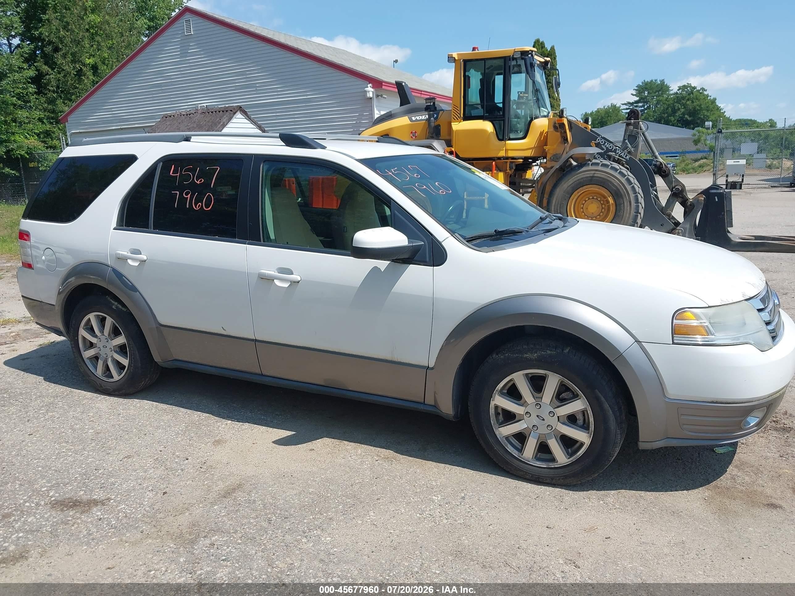 2008 Ford Taurus X Sel Белый vin: 1FMDK05W08GA22474