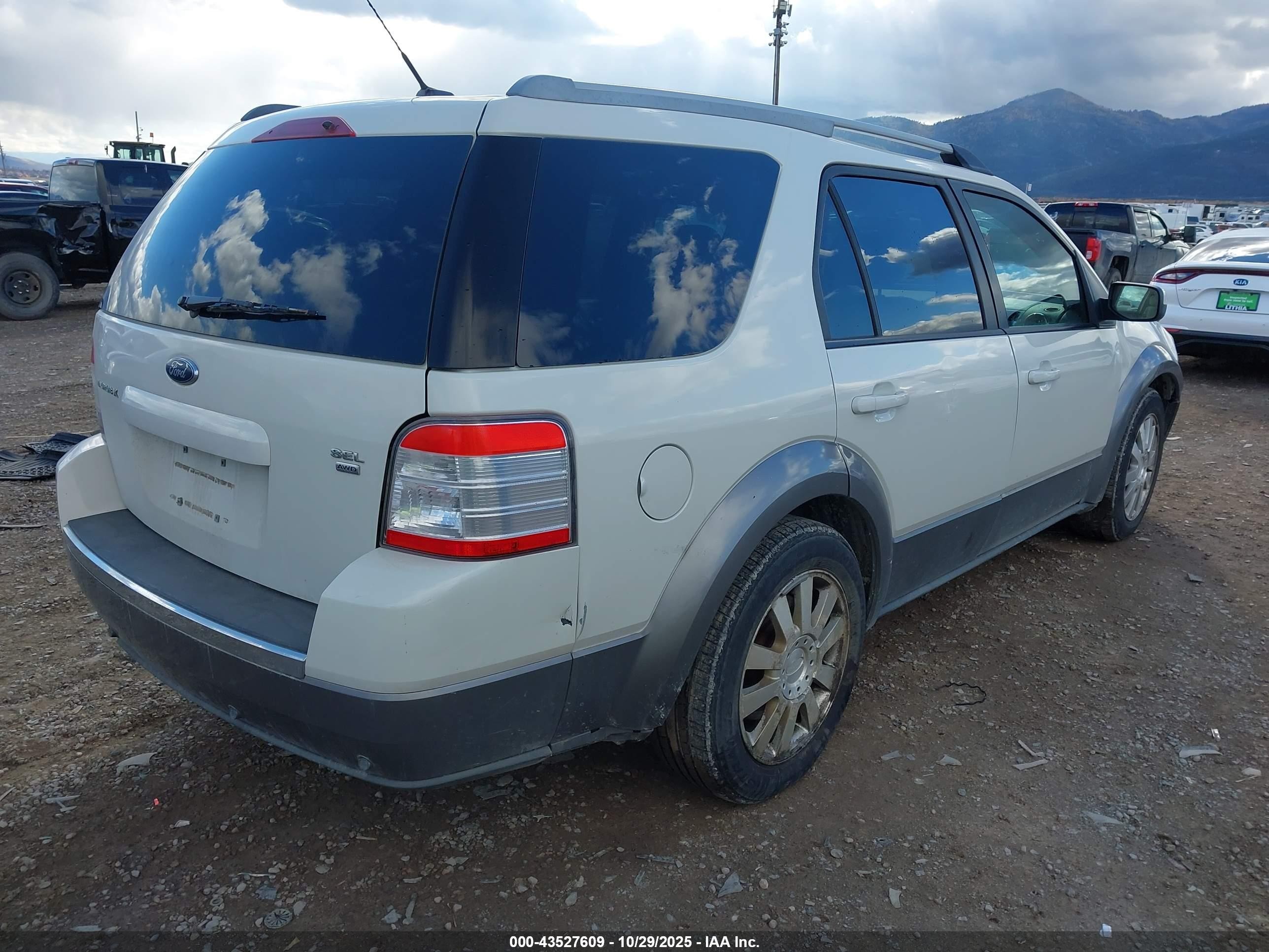 2009 Ford Taurus X Sel White vin: 1FMDK05W19GA06205
