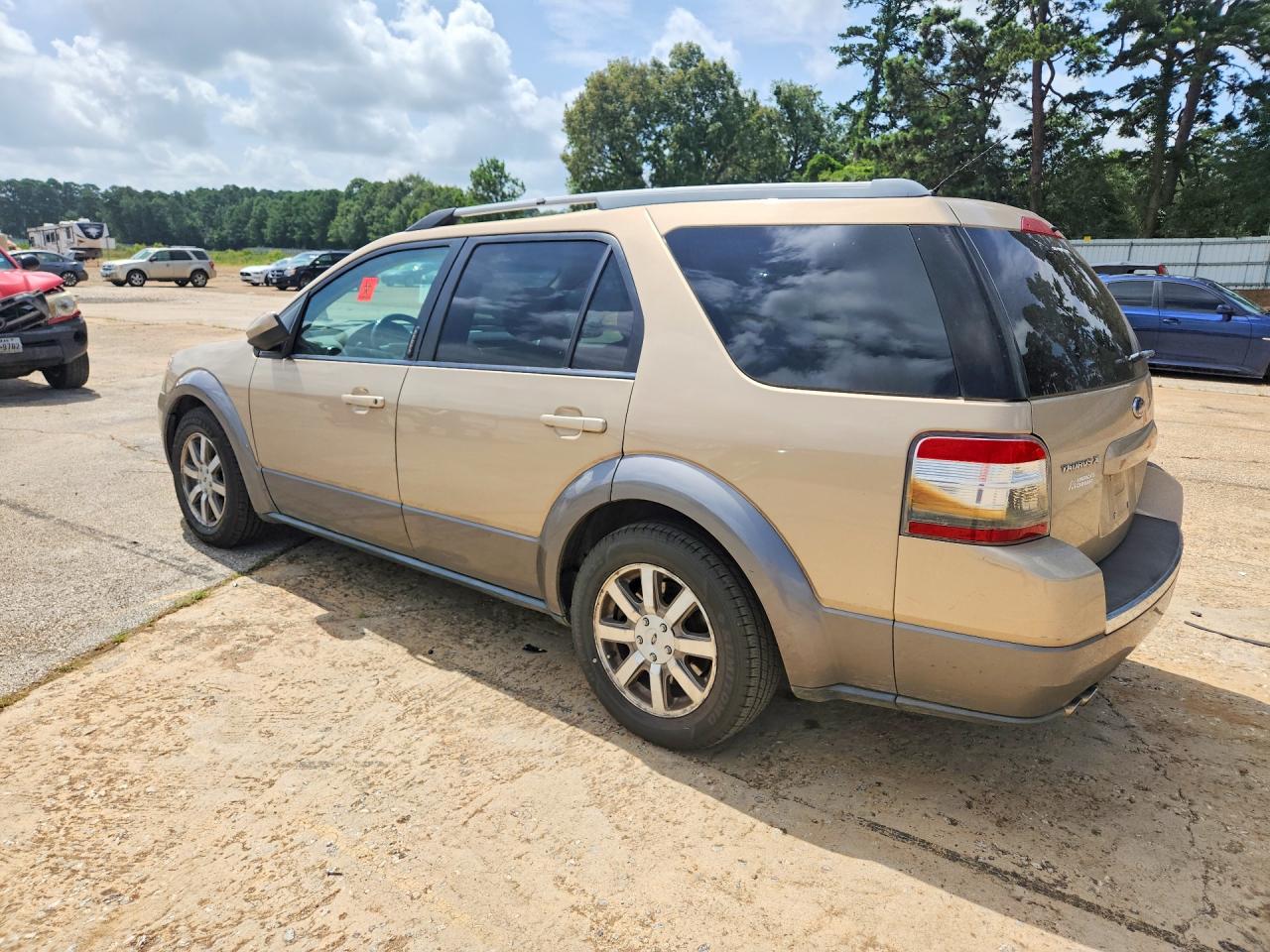 2008 Ford Taurus X Sel Tan vin: 1FMDK05W28GA00735