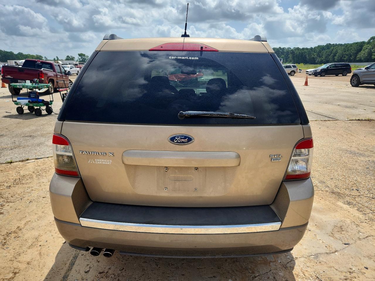 2008 Ford Taurus X Sel Tan vin: 1FMDK05W28GA00735