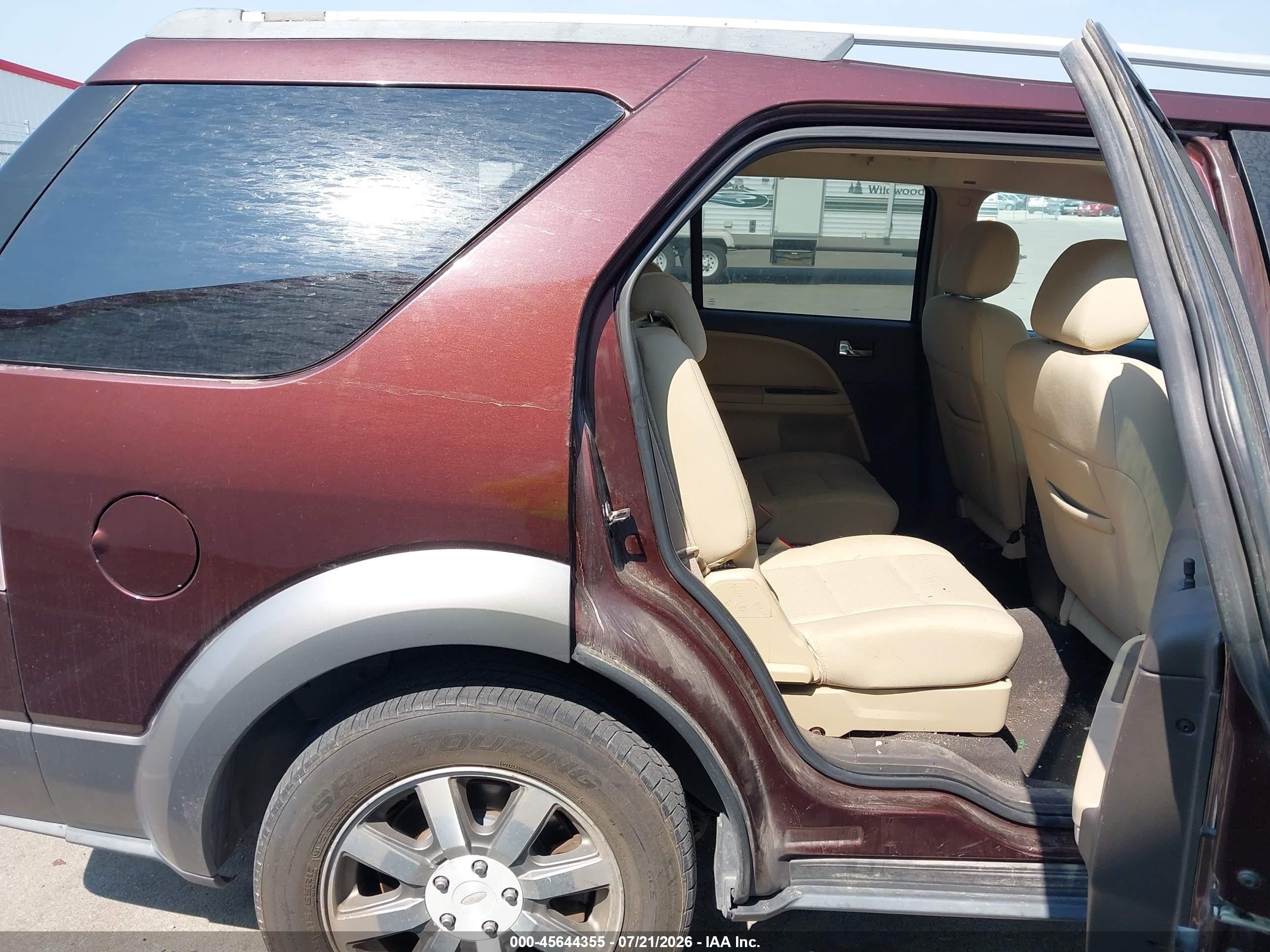 2009 Ford Taurus X Sel Maroon vin: 1FMDK05W79GA06385