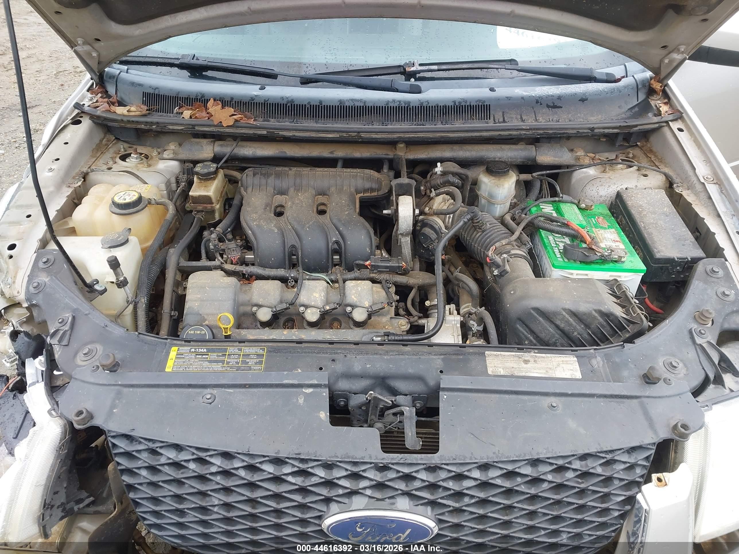 2006 Ford Freestyle Limited Silver vin: 1FMDK06106GA23558