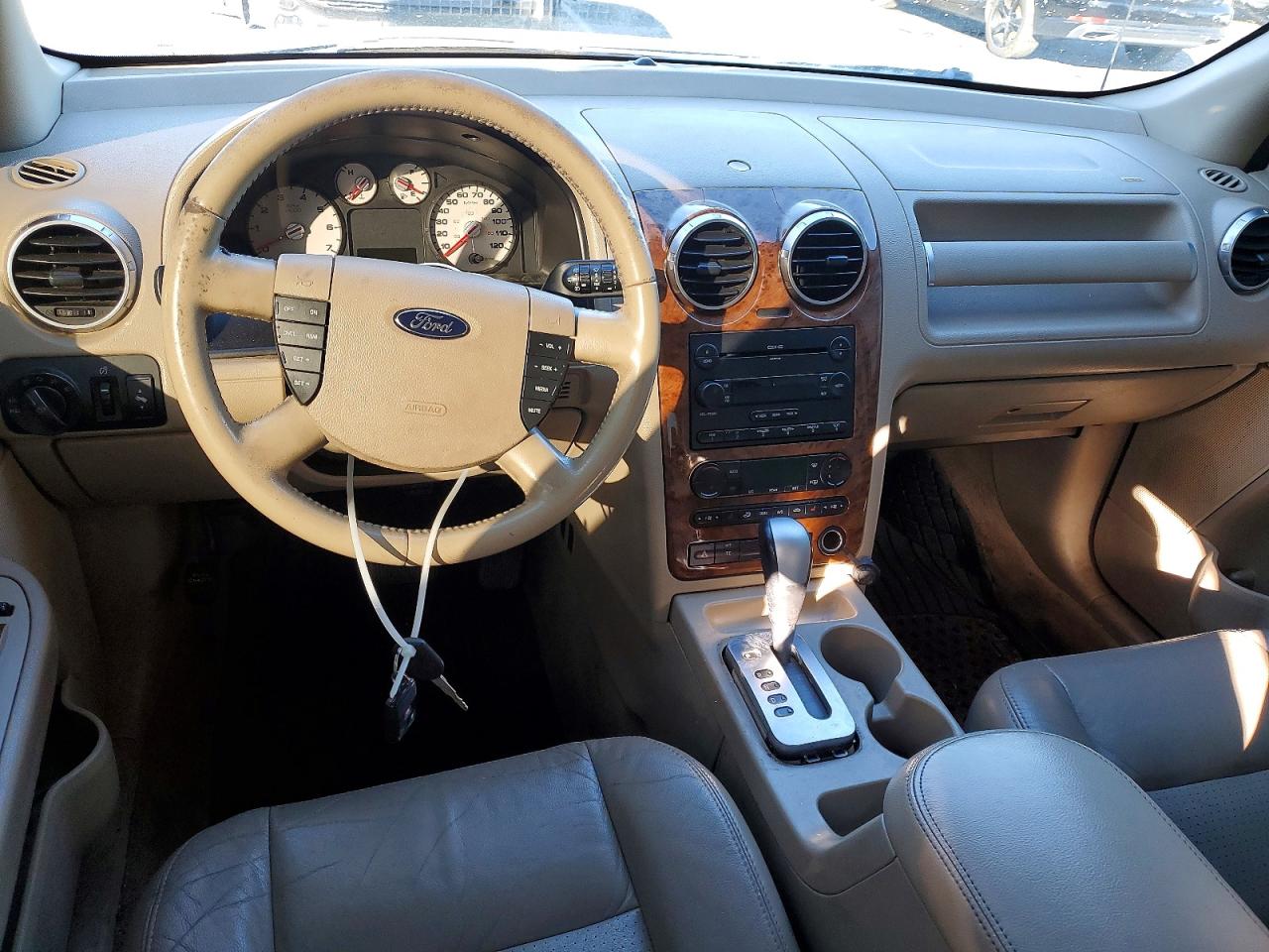 2005 Ford Freestyle Limited Зеленый vin: 1FMDK06115GA21445