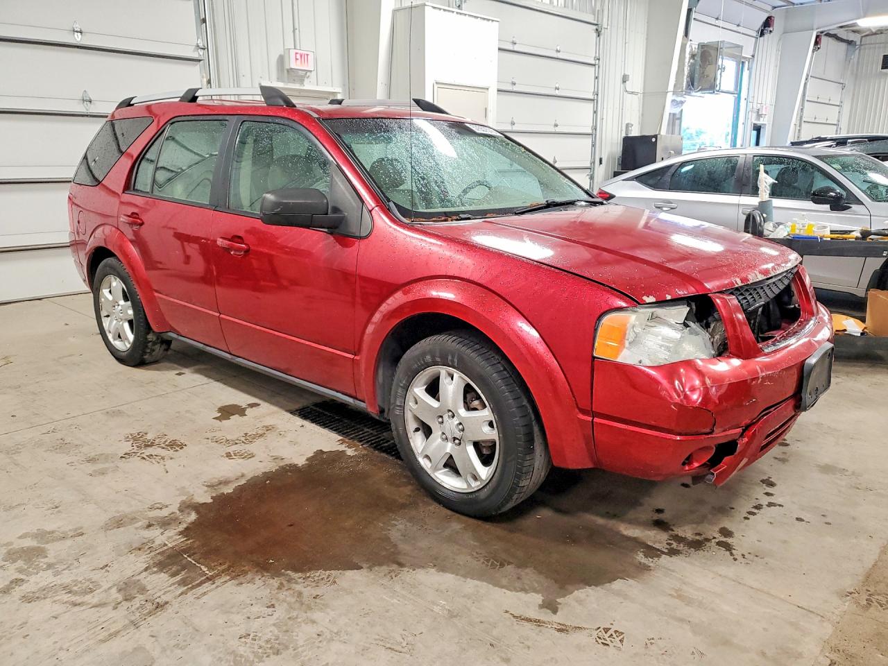 2007 Ford Freestyle Limited Red vin: 1FMDK06147GA16095