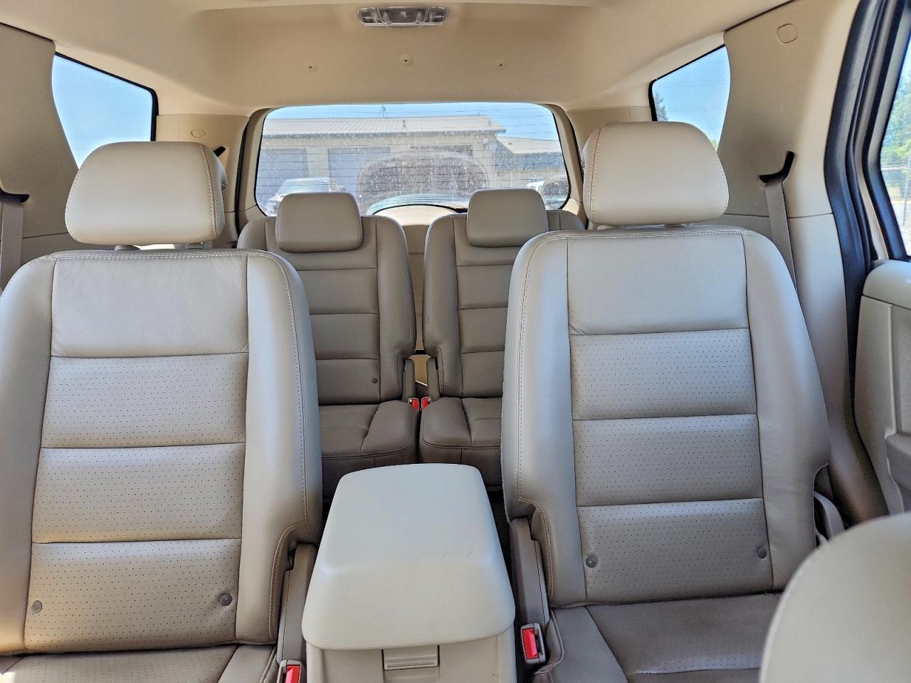 2006 Ford Freestyle Limited Tan vin: 1FMDK06196GA55618