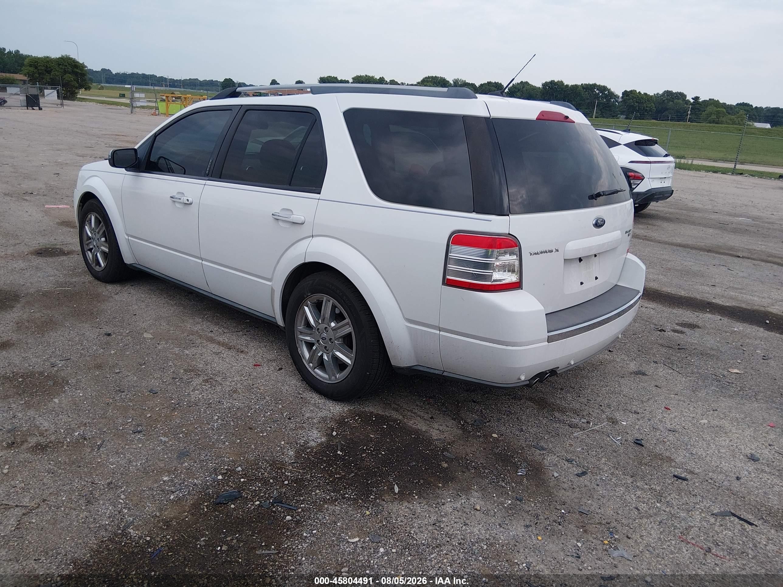 2008 Ford Taurus X Limited White vin: 1FMDK06W18GA21607