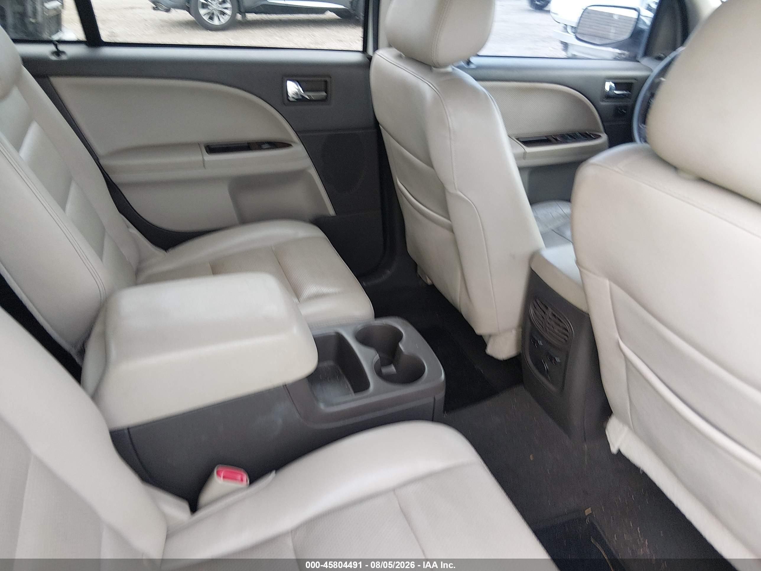 2008 Ford Taurus X Limited White vin: 1FMDK06W18GA21607