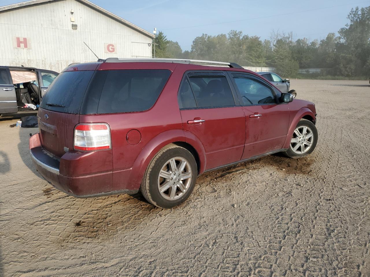 2008 Ford Taurus X Limited Burgundy vin: 1FMDK06W38GA03819