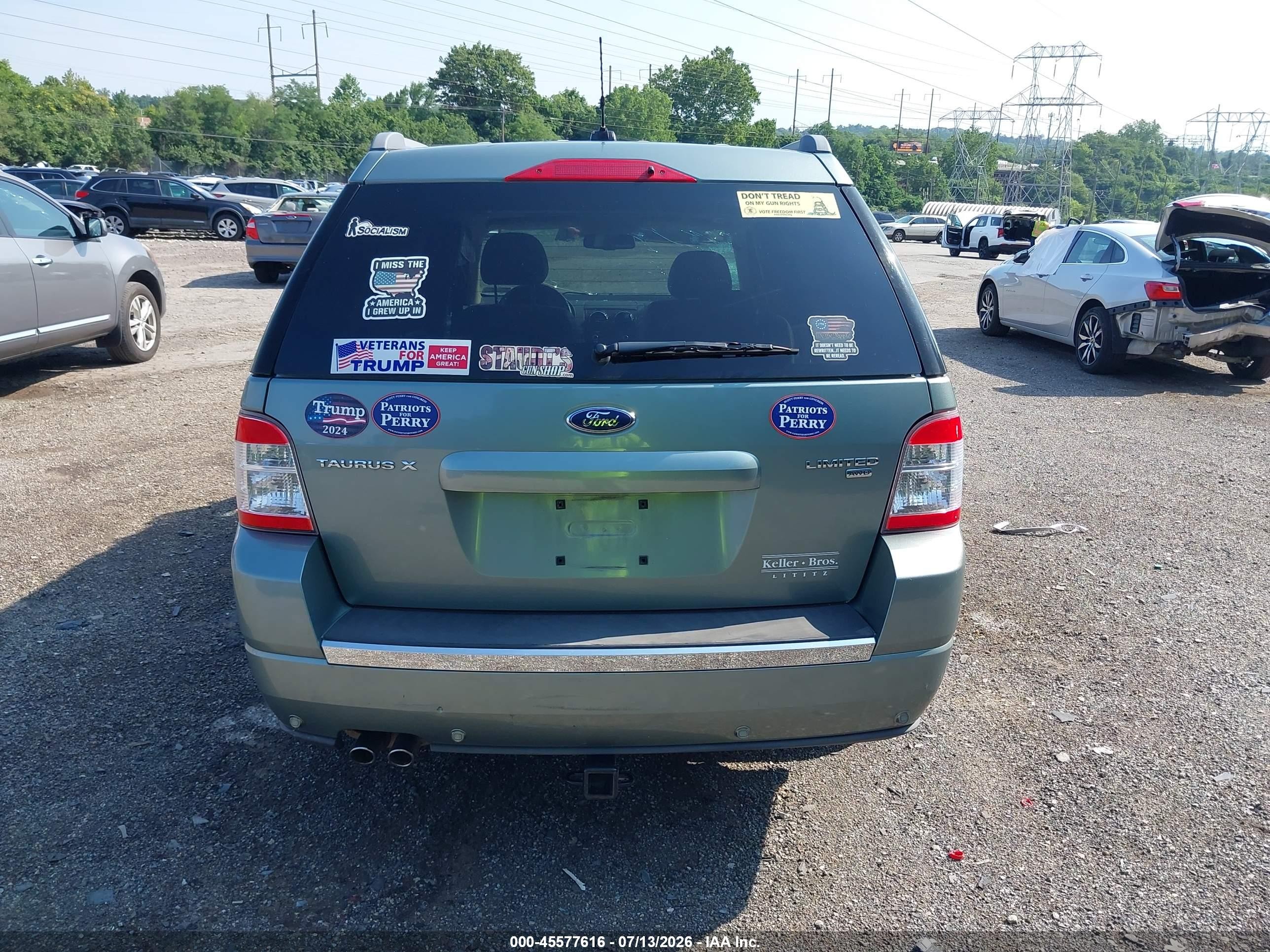 2008 Ford Taurus X Limited Green vin: 1FMDK06W88GA12824