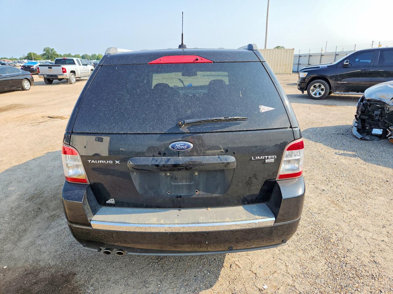 2008 Ford Taurus X Limited Черный vin: 1FMDK06W88GA19711
