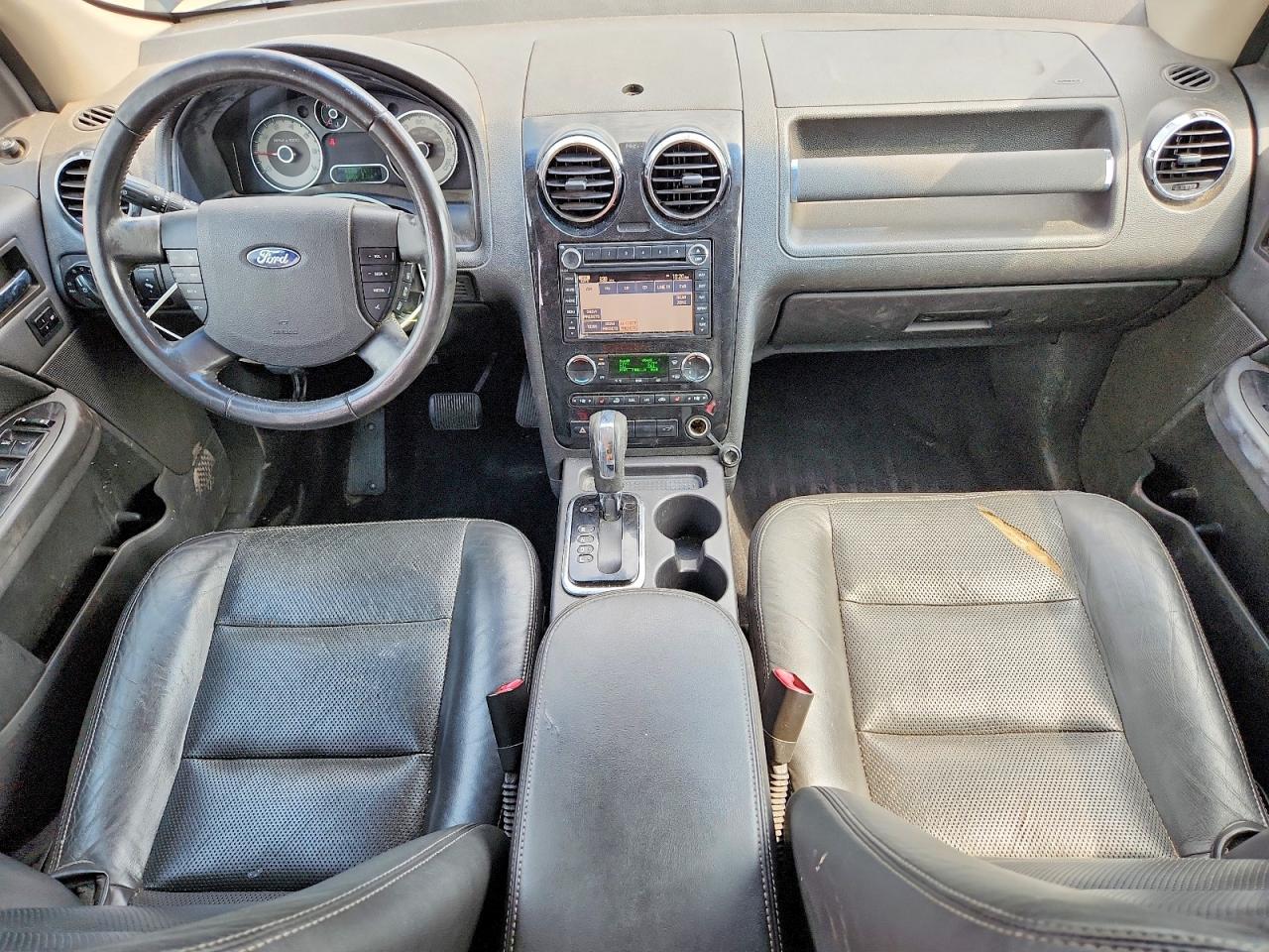 2008 Ford Taurus X Limited Черный vin: 1FMDK06W88GA19711