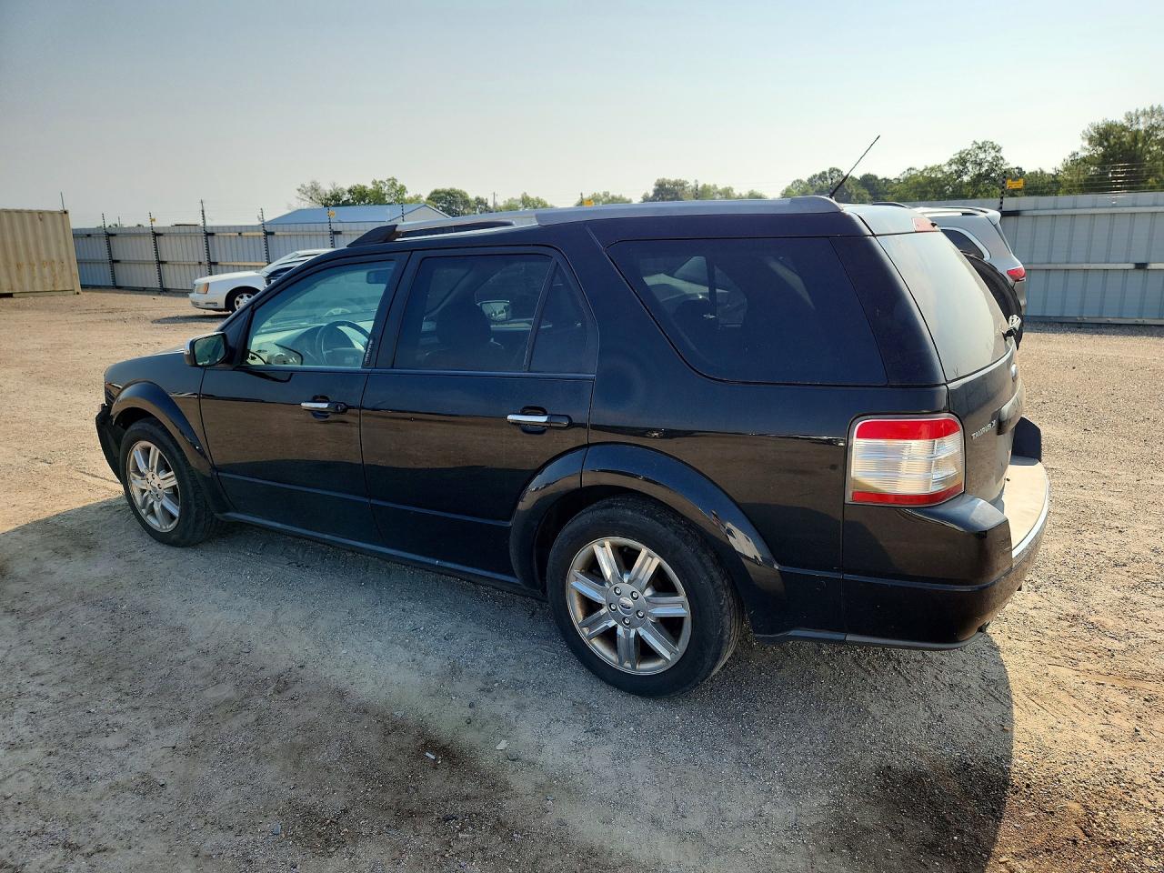 2008 Ford Taurus X Limited Черный vin: 1FMDK06W88GA19711