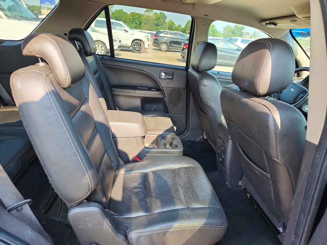 2008 Ford Taurus X Limited Черный vin: 1FMDK06W88GA19711