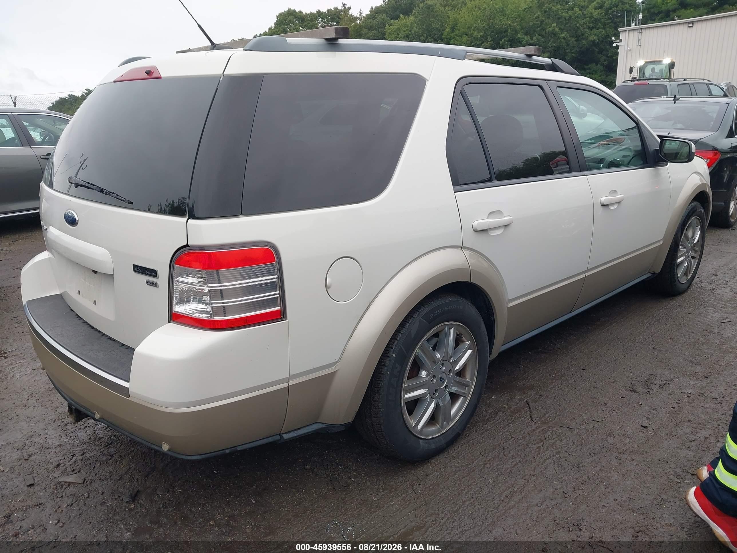 2009 Ford Taurus X Eddie Bauer White vin: 1FMDK08W49GA01205