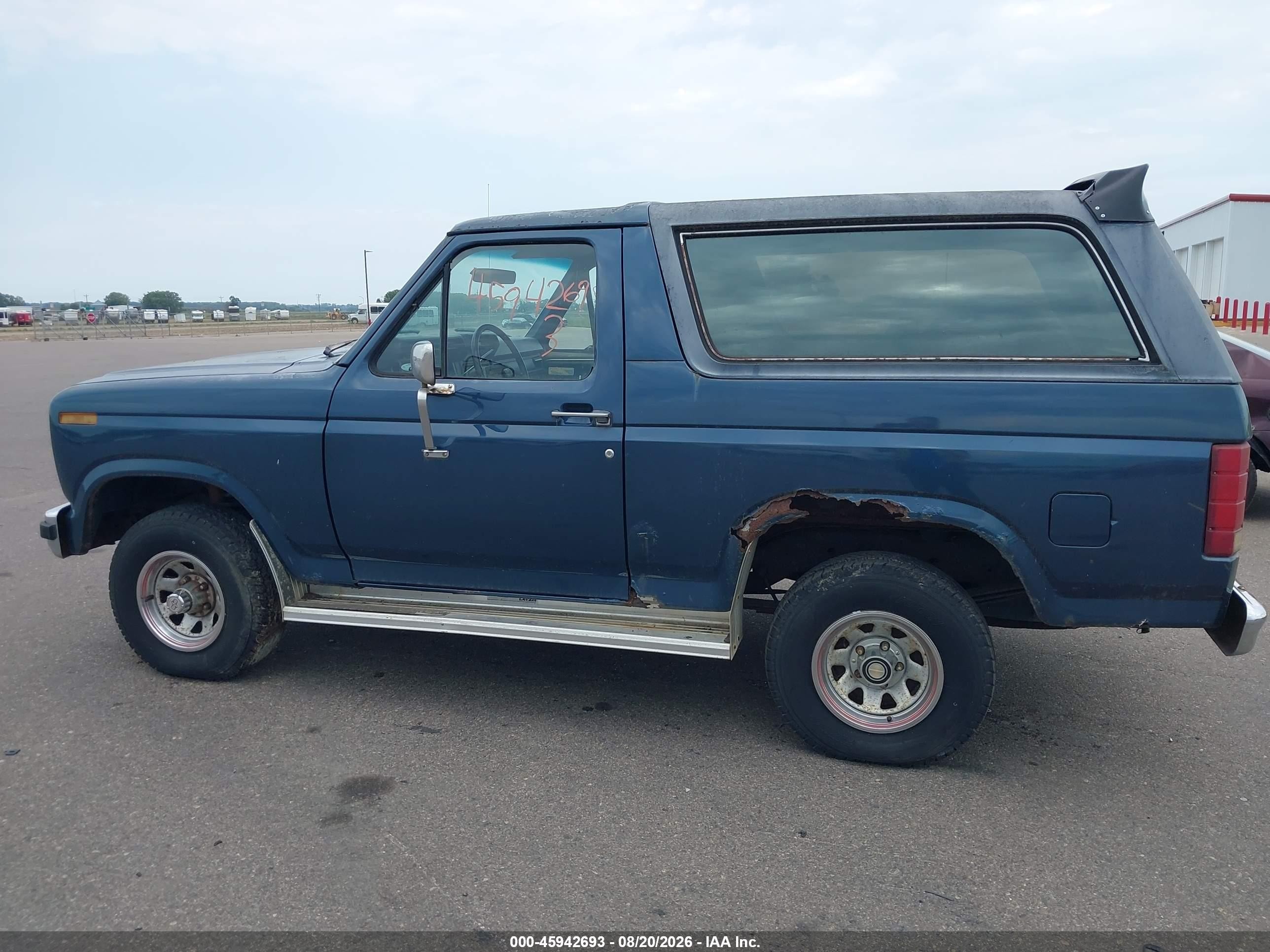 1986 Ford Bronco U100 Blue vin: 1FMDU15NXGLA47055