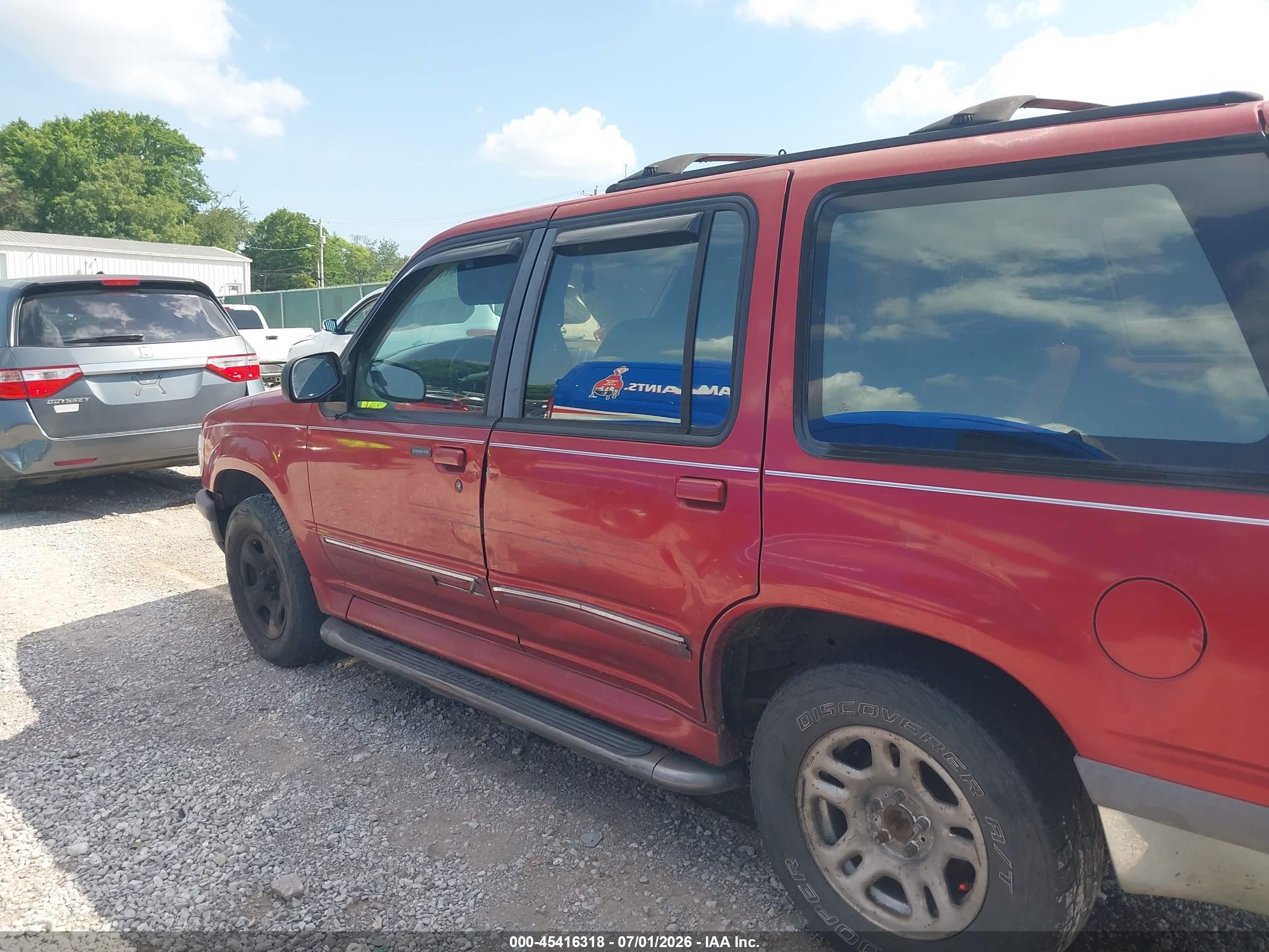 1997 Ford Explorer Eddie Bauer/limited/xl/xlt Красный vin: 1FMDU32E5VUB18752