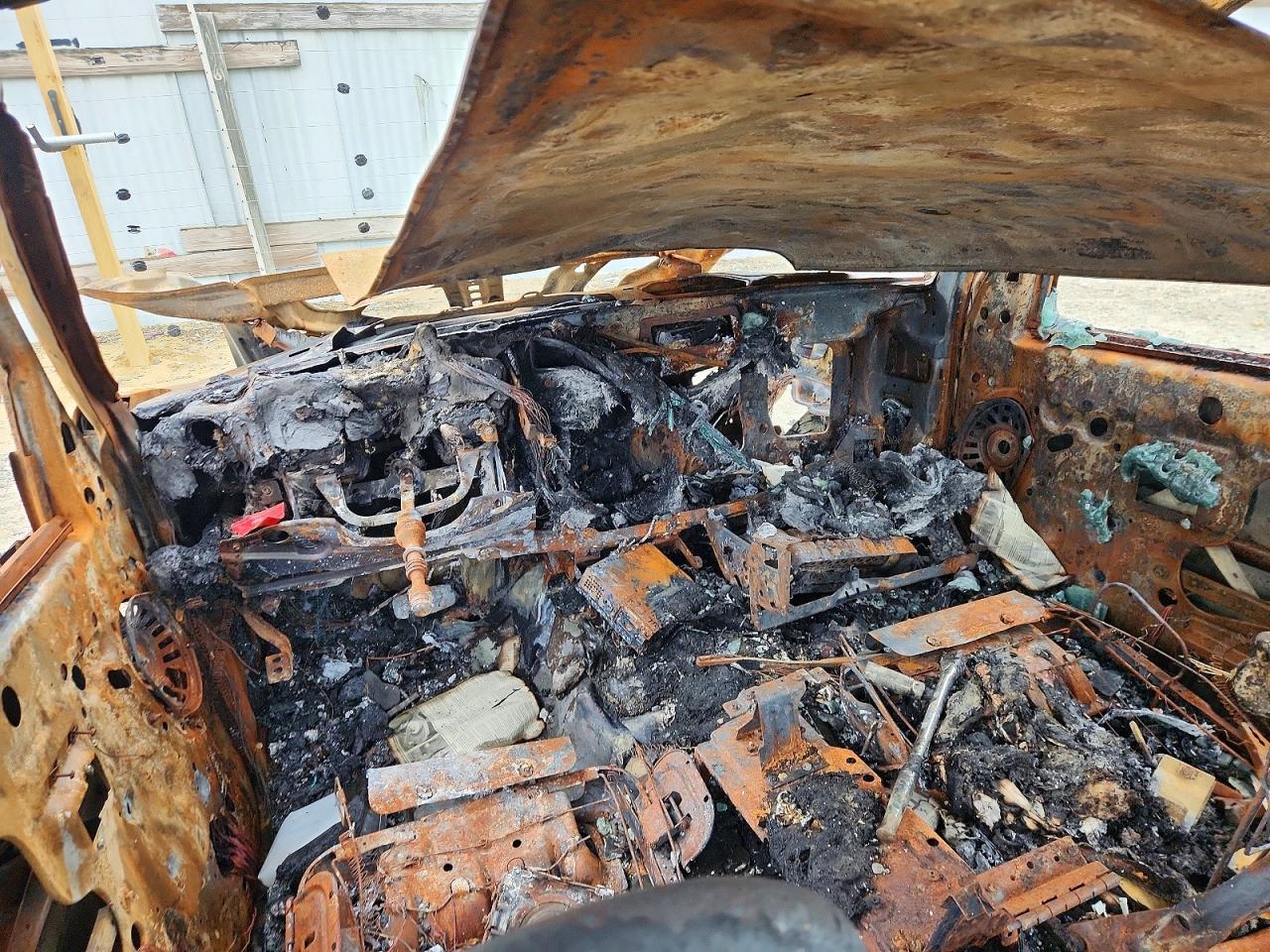 1997 Ford Explorer Burn vin: 1FMDU32E7VUD40189