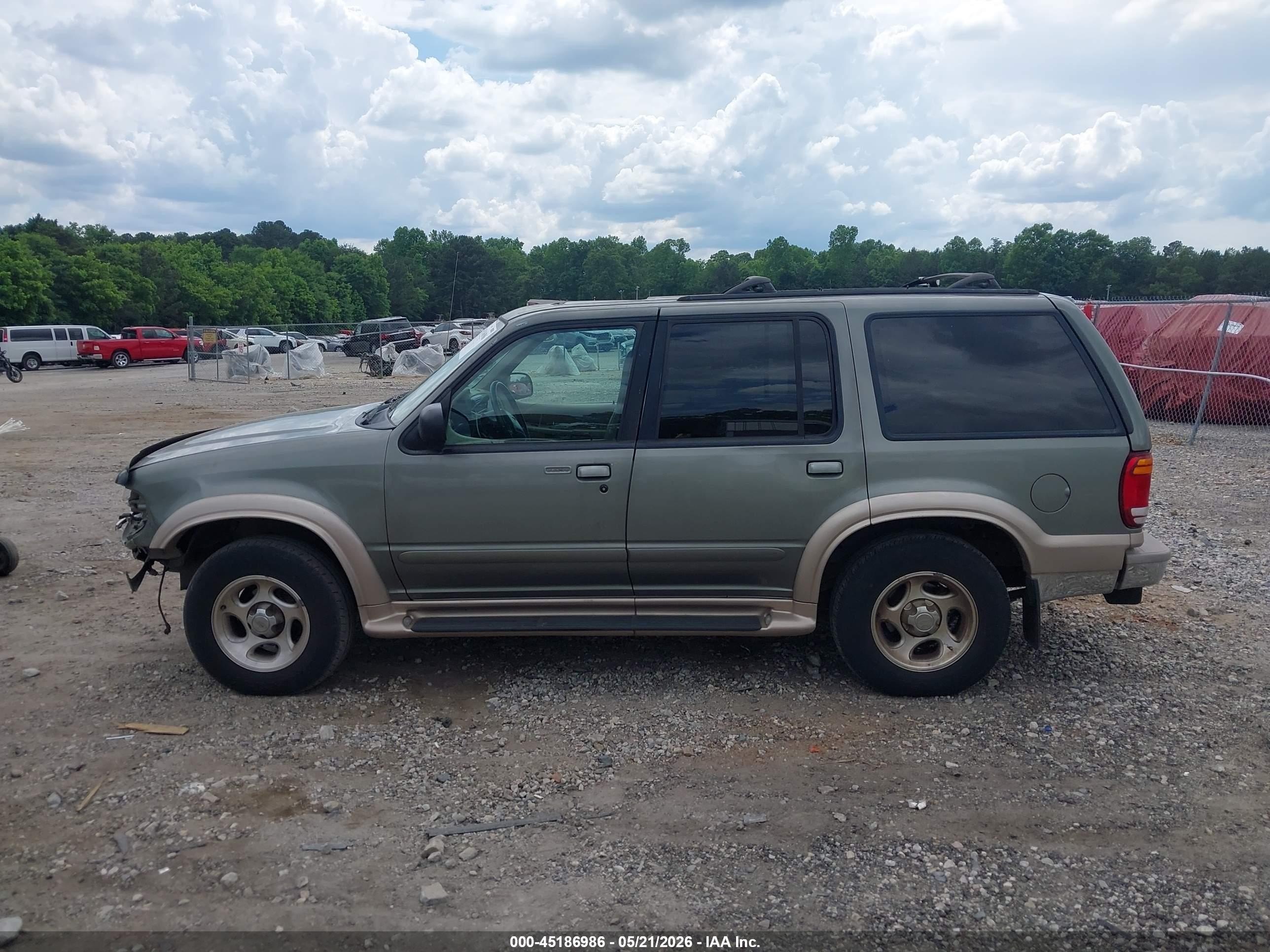 1999 Ford Explorer Eddie Bauer/limited Edition/xlt Green vin: 1FMDU32E8XZA93111