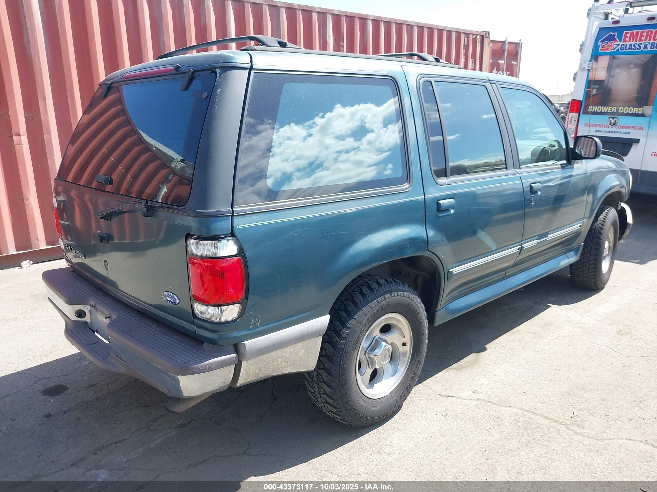 1997 Ford Explorer Eddie Bauer/limited/xl/xlt Зеленый vin: 1FMDU32EXVUA15987