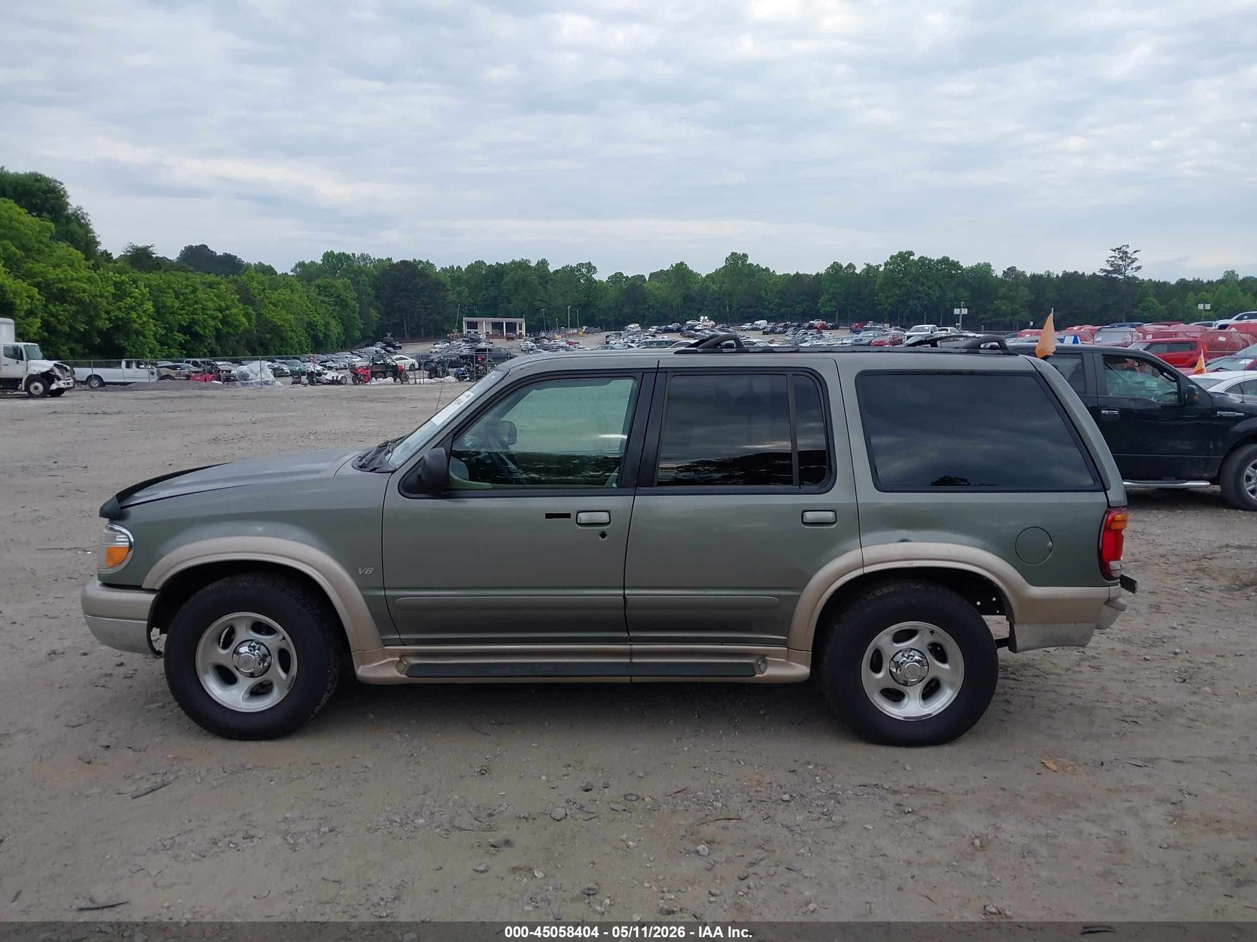 1999 Ford Explorer Eddie Bauer/limited Edition/xlt Green vin: 1FMDU32P3XUA70043